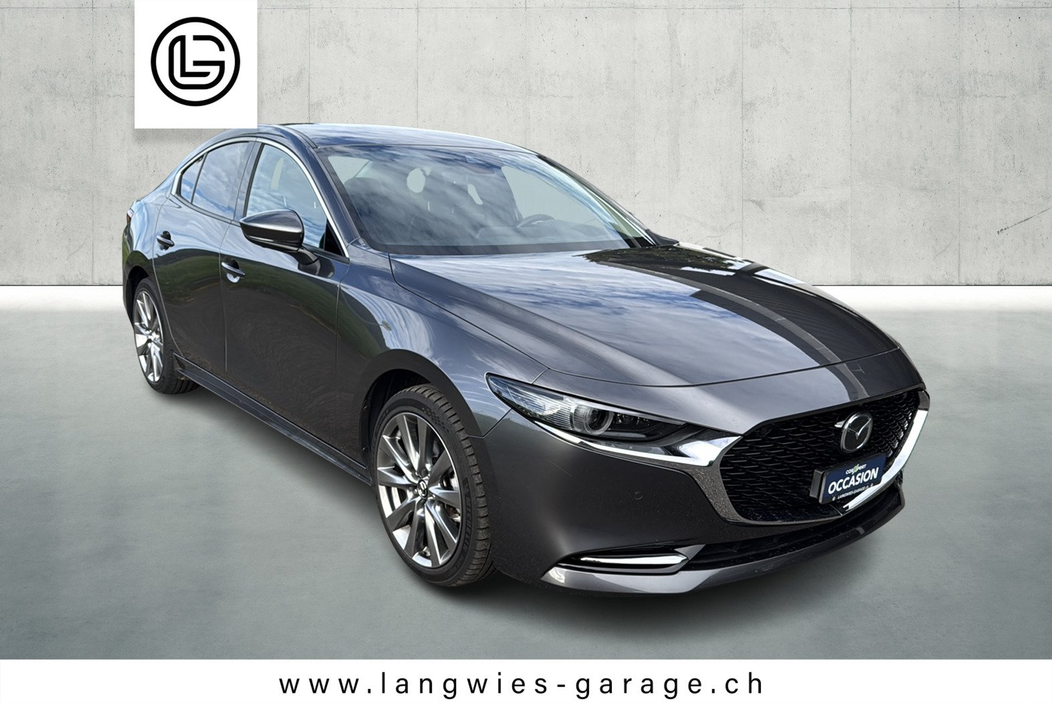 listing desktop thumbnail image 4