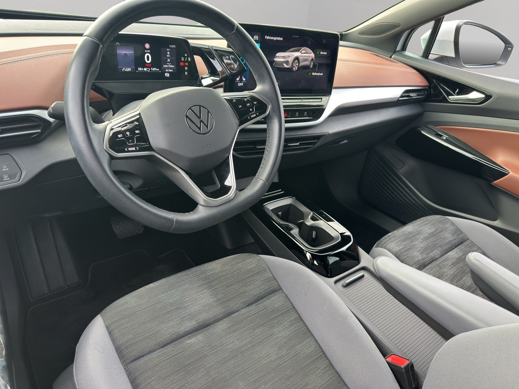 listing desktop thumbnail image 9