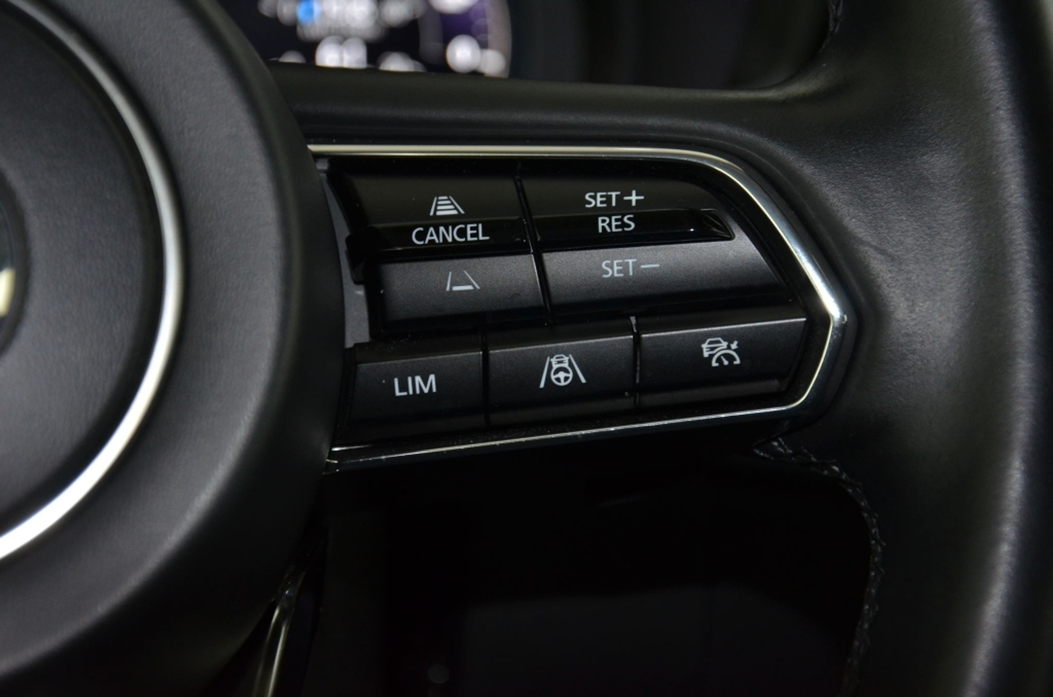 listing desktop thumbnail image 18