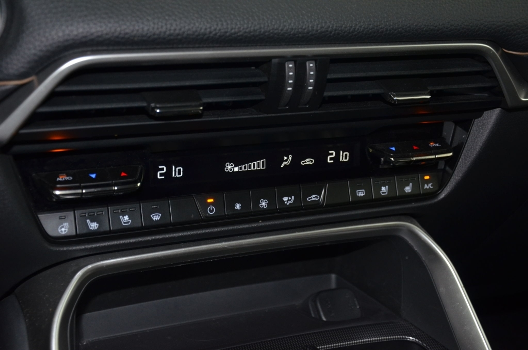 listing desktop thumbnail image 21