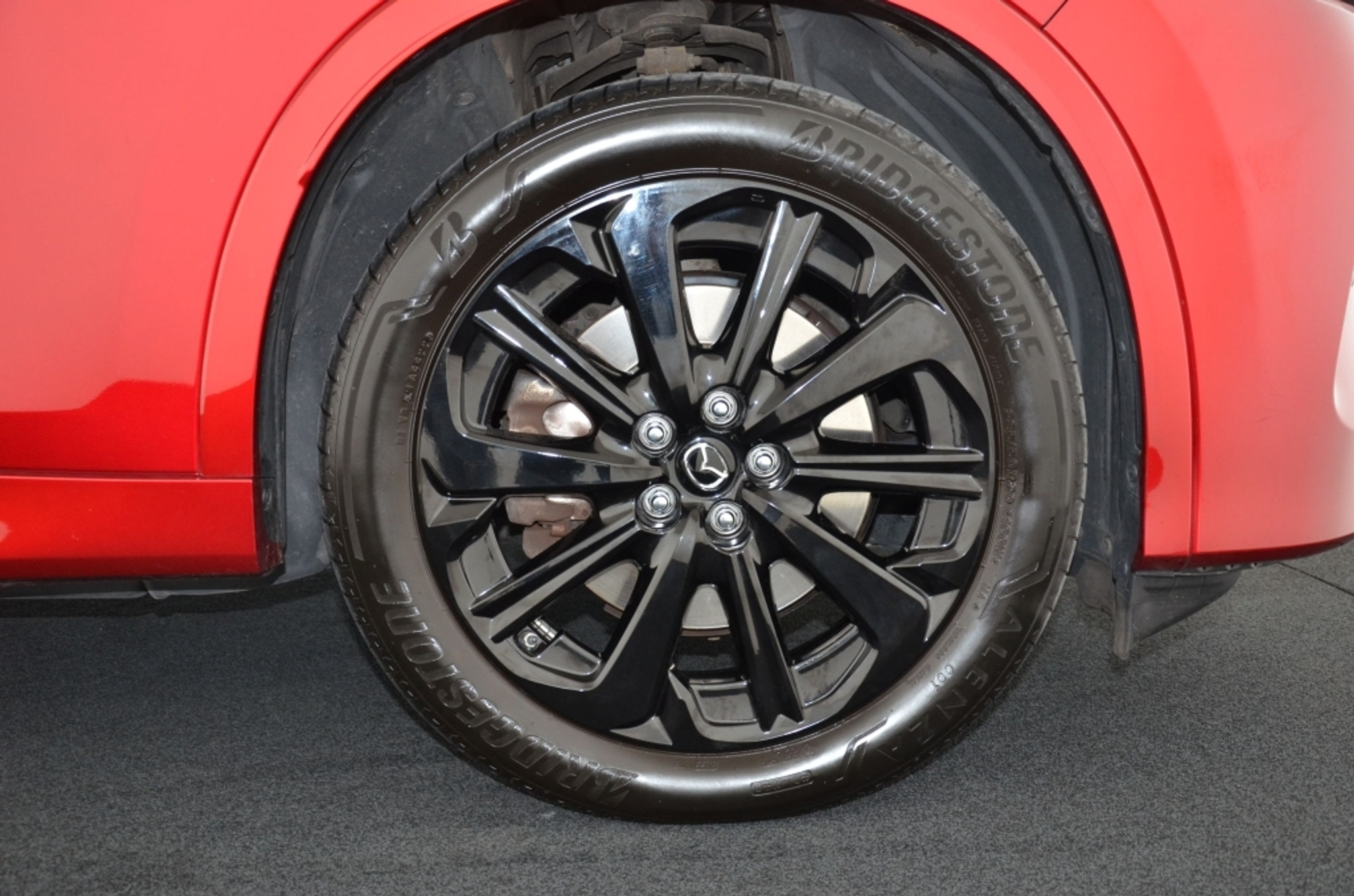 listing desktop thumbnail image 9