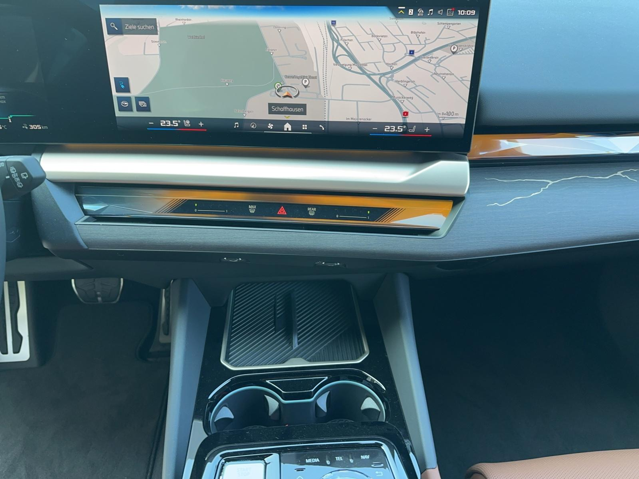 listing desktop thumbnail image 10