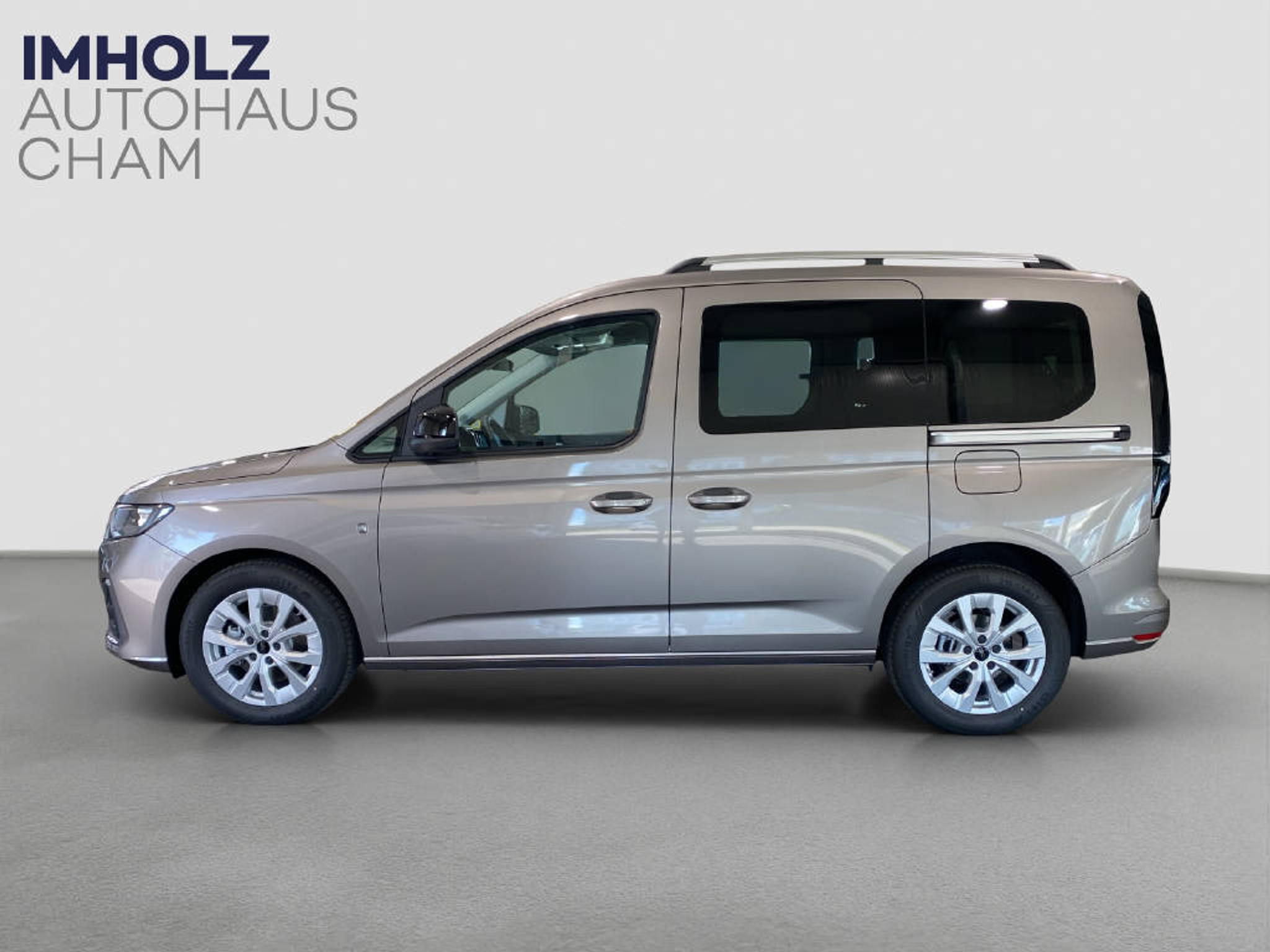 listing desktop thumbnail image 1