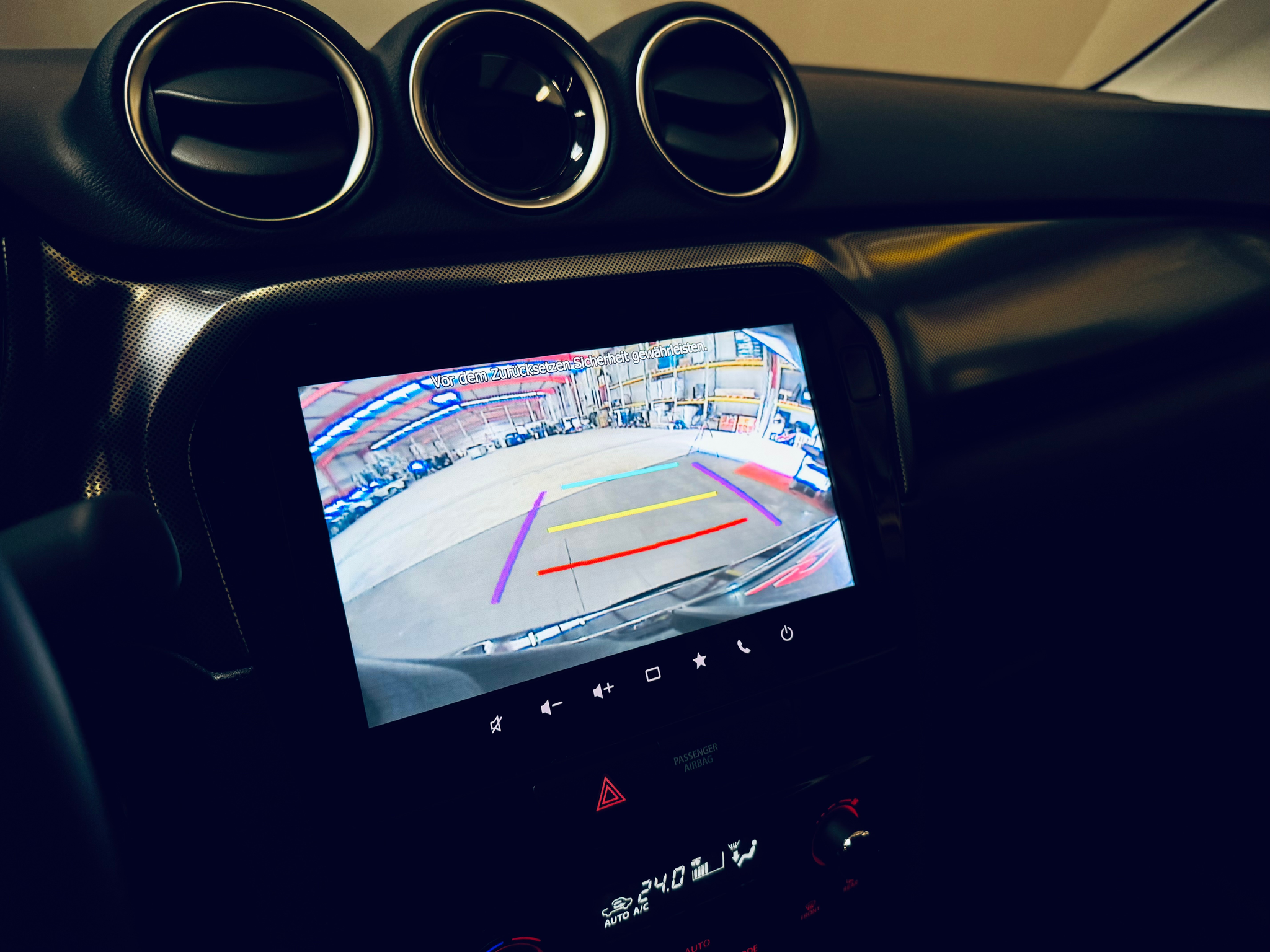 listing desktop thumbnail image 25