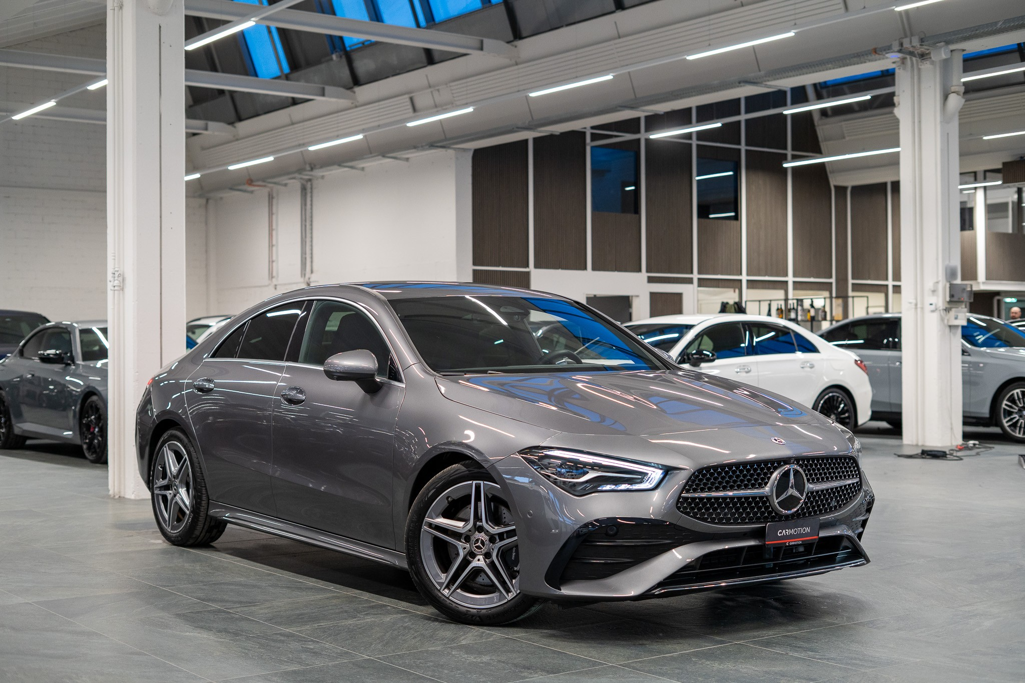 listing desktop thumbnail image 2