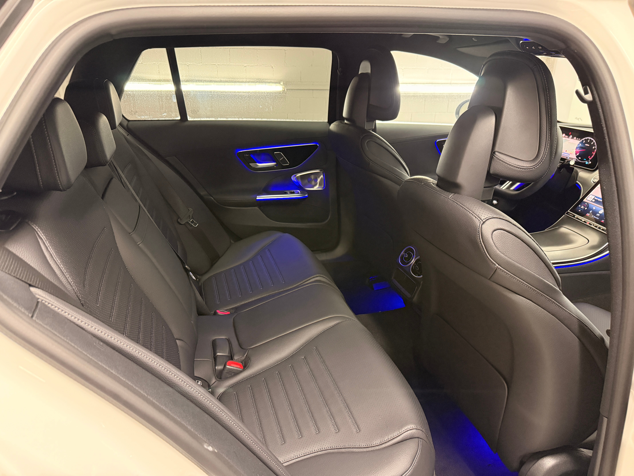 listing desktop thumbnail image 7