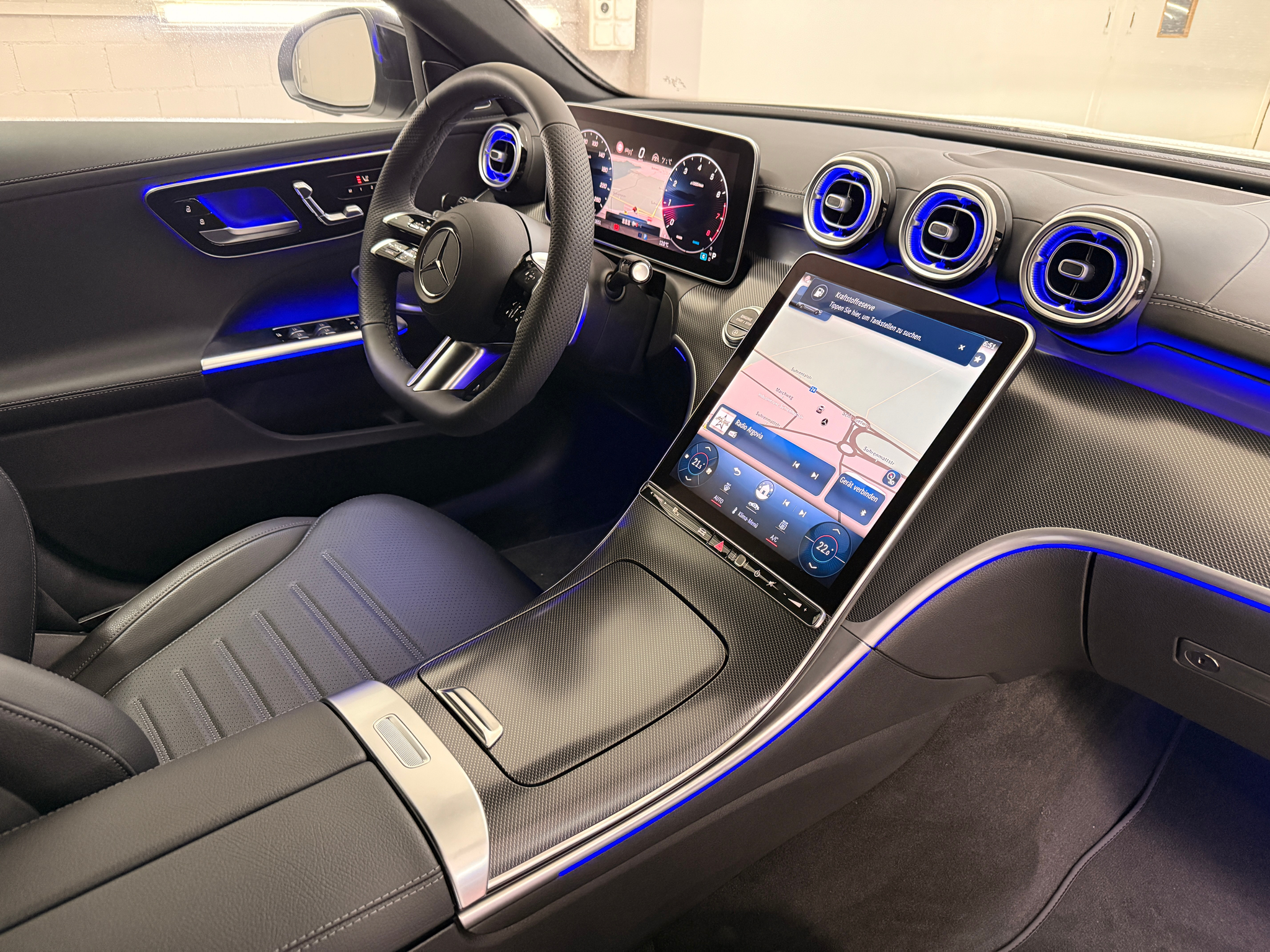 listing desktop thumbnail image 10