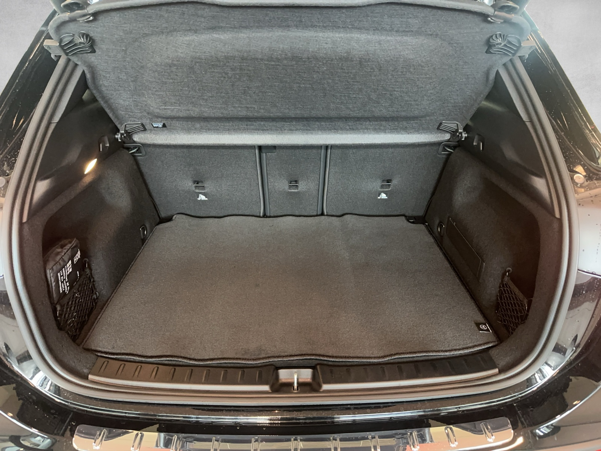 listing desktop thumbnail image 13