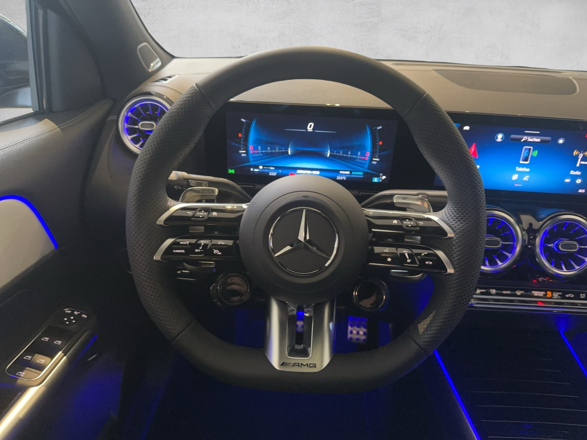 listing desktop thumbnail image 12