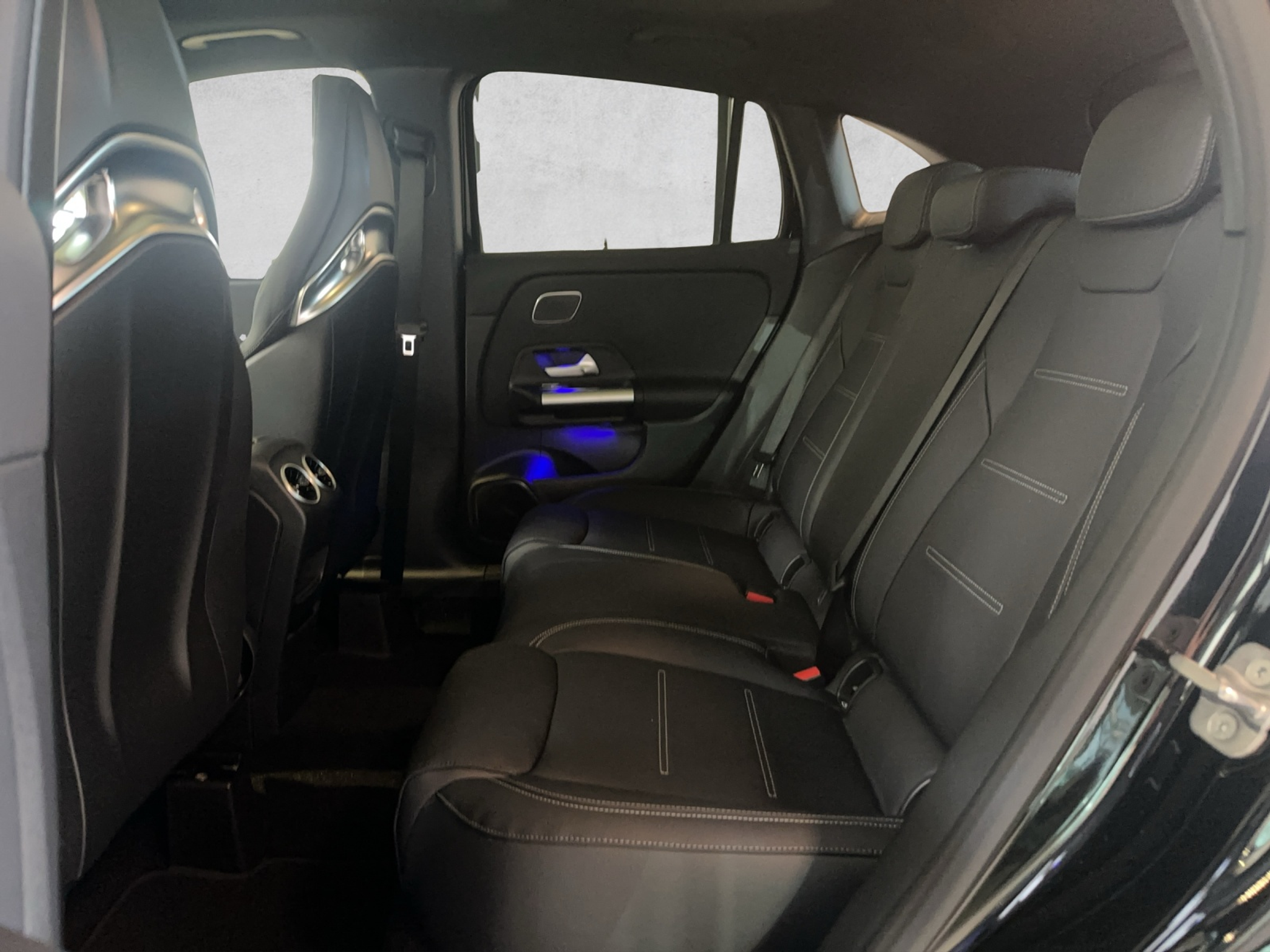 listing desktop thumbnail image 10