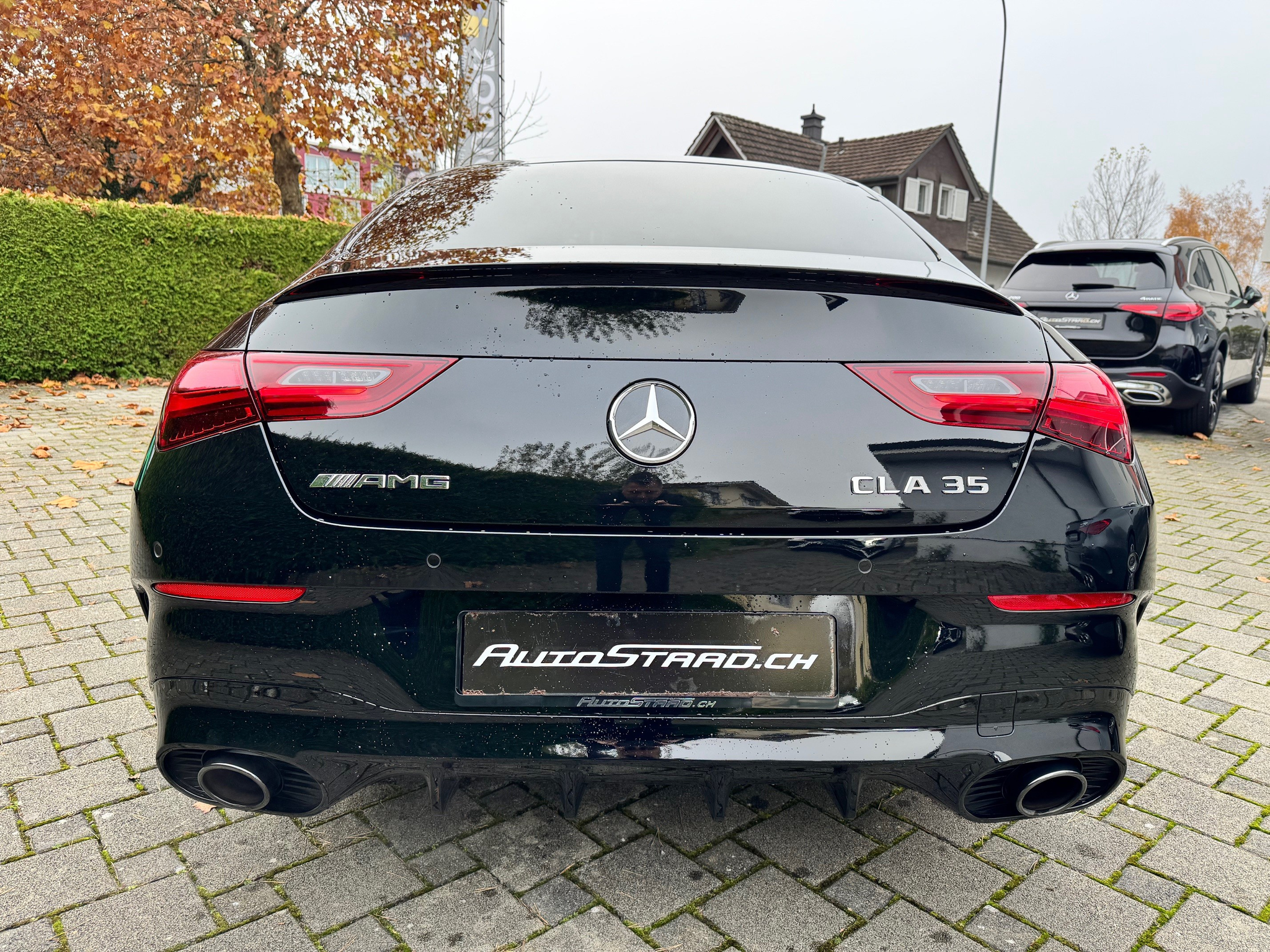 listing desktop thumbnail image 4