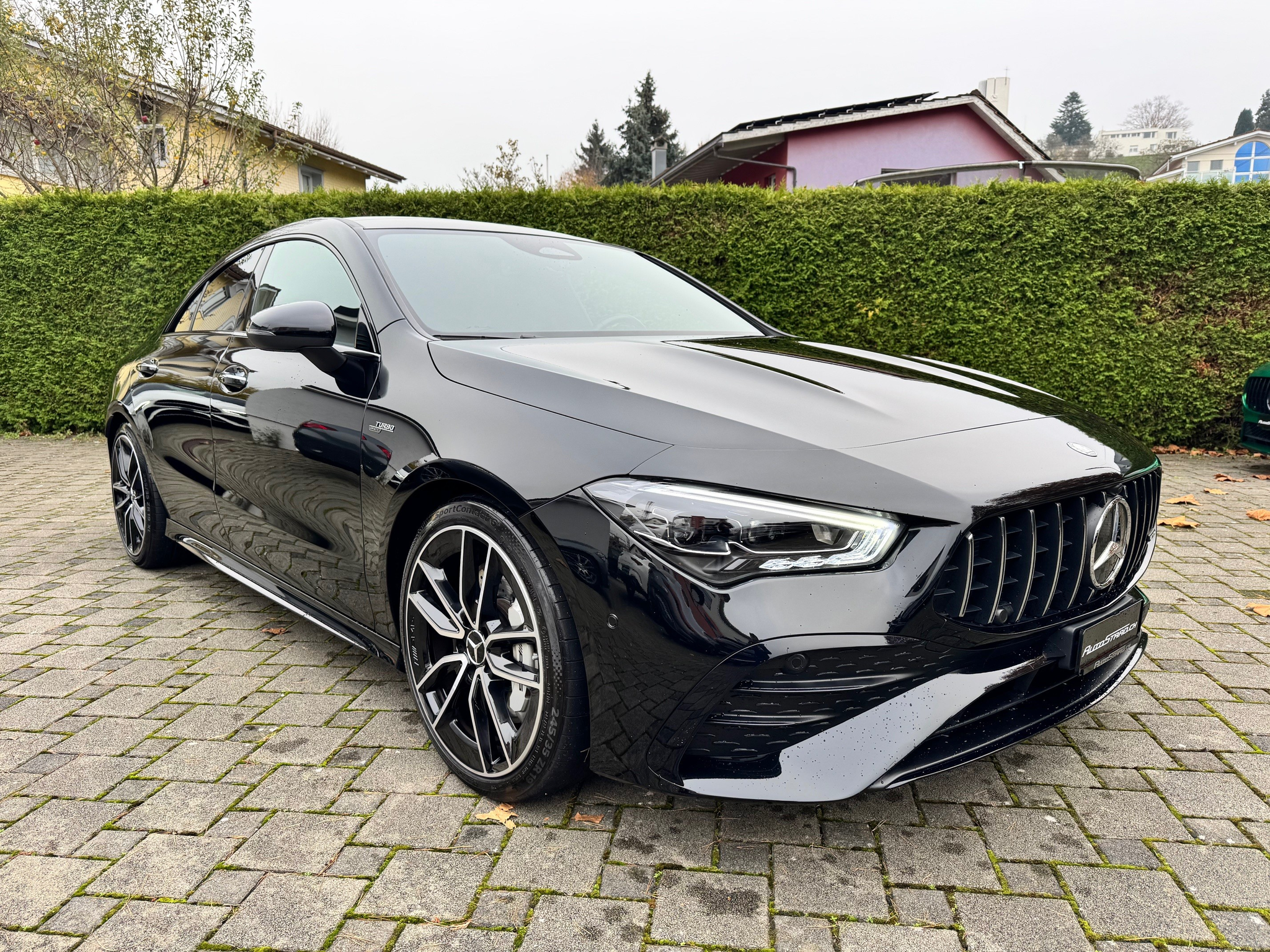 listing desktop thumbnail image 2