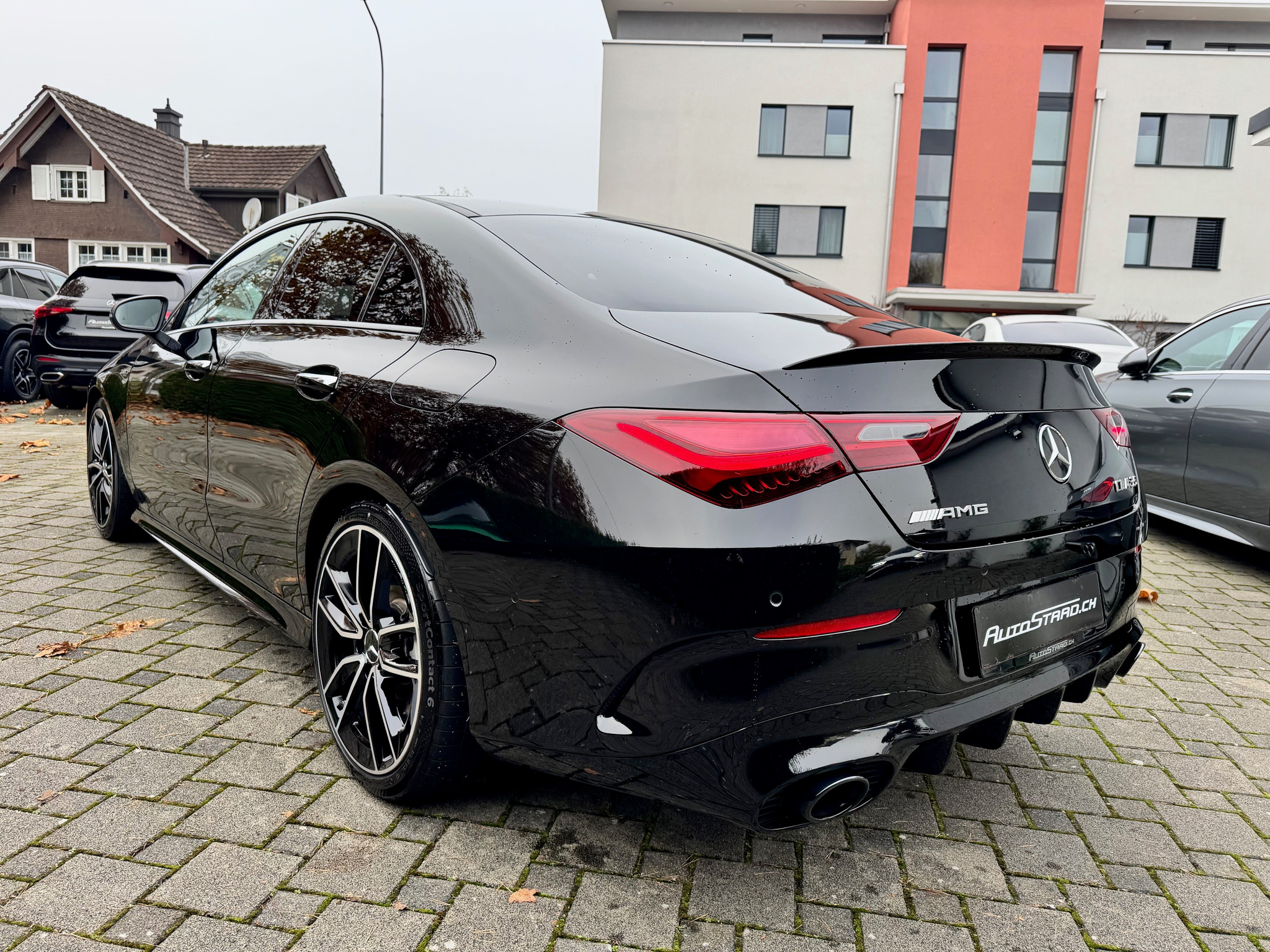 listing desktop thumbnail image 5