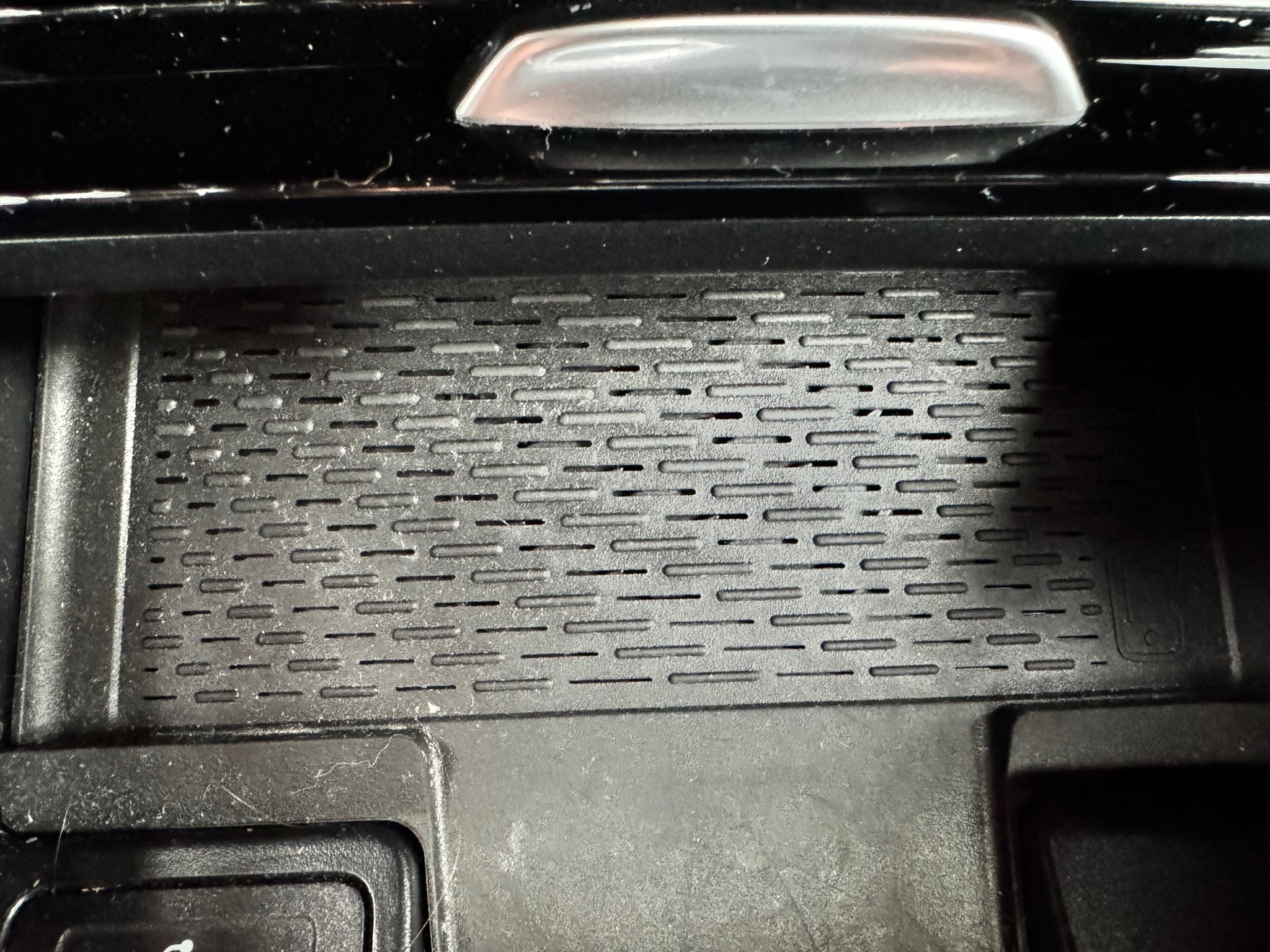 listing desktop thumbnail image 10