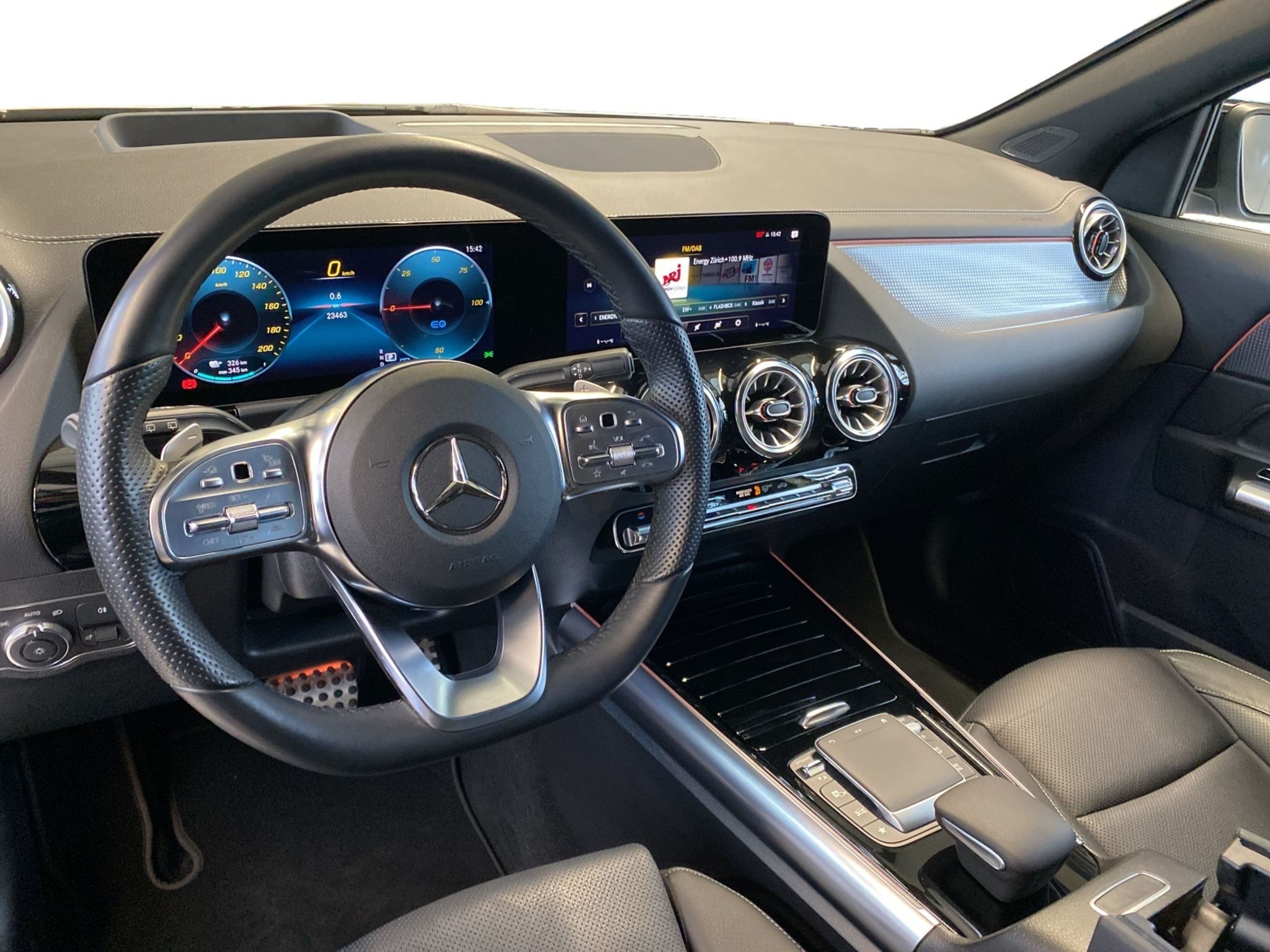 listing desktop thumbnail image 11