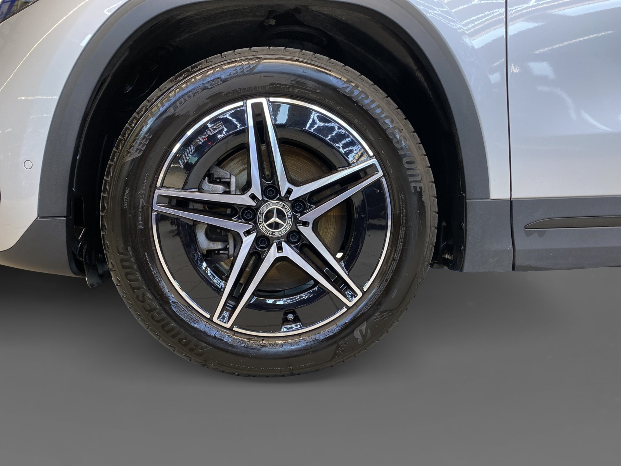 listing desktop thumbnail image 5