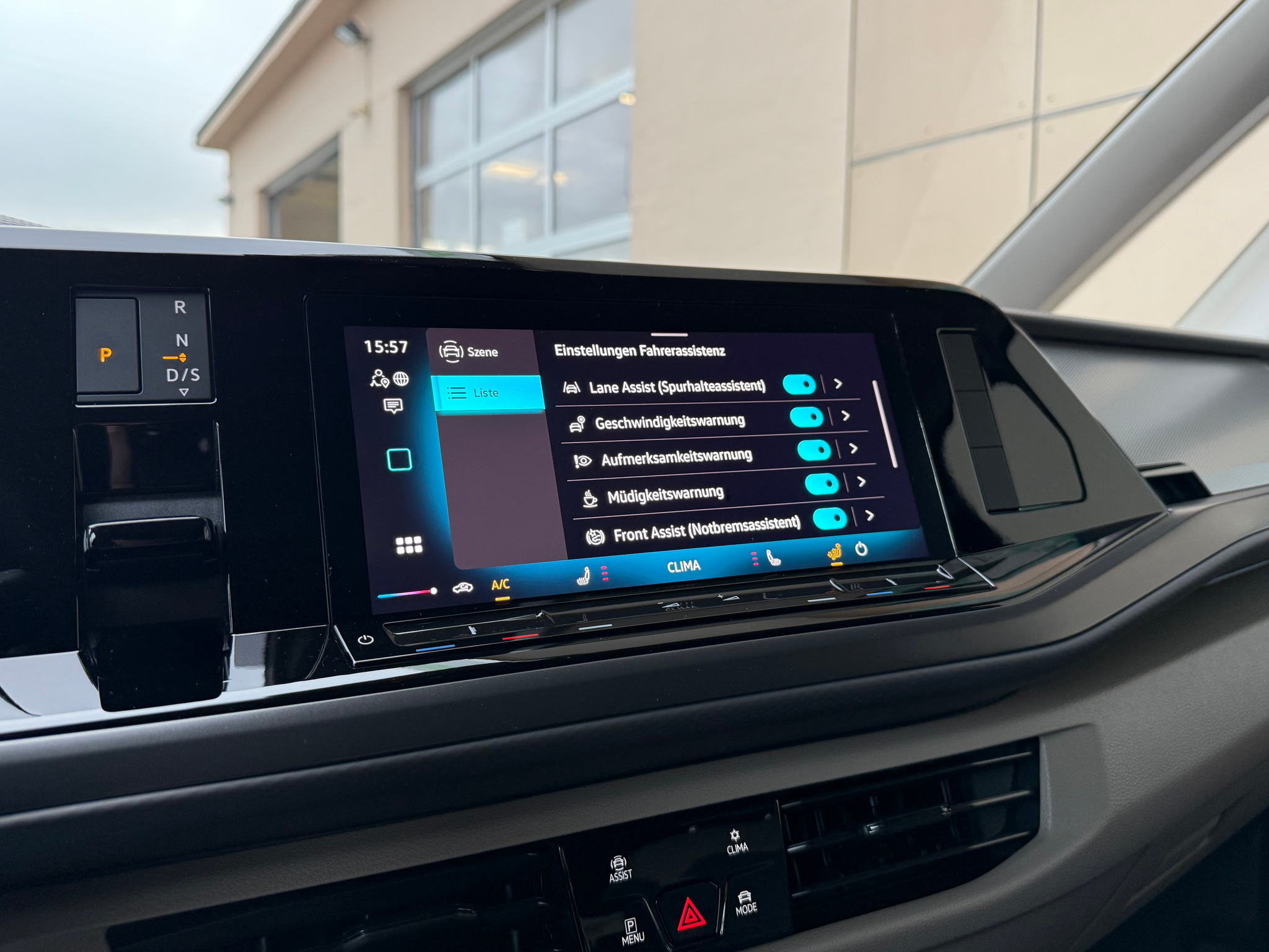 listing desktop thumbnail image 19