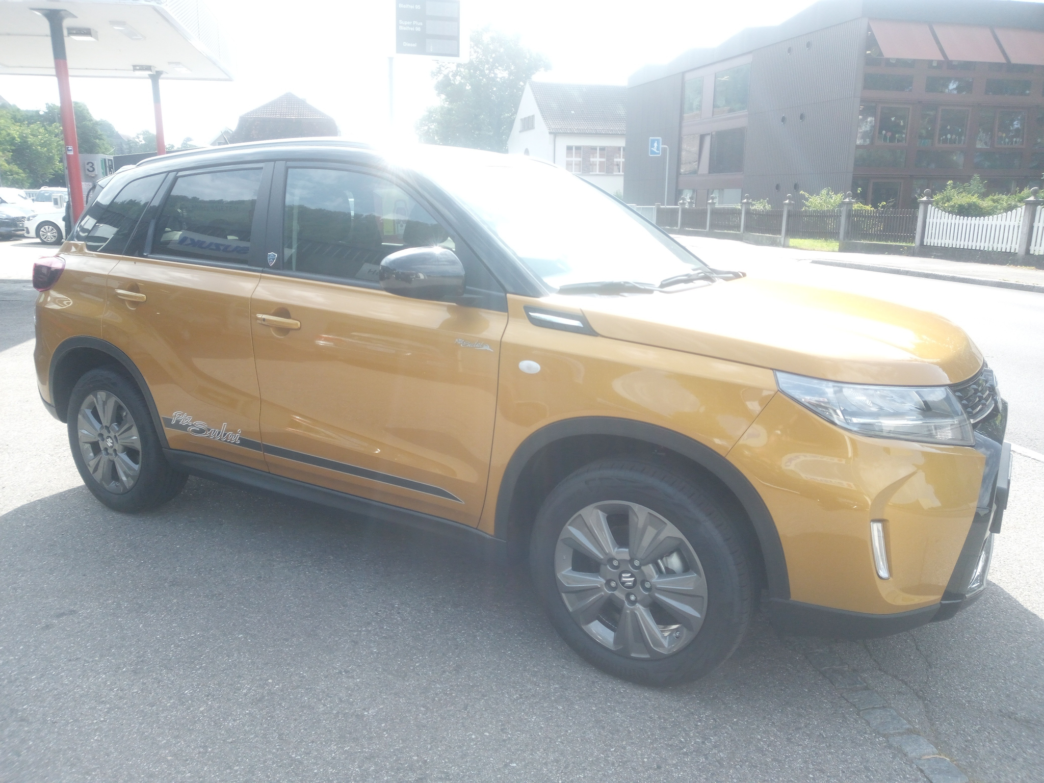 listing desktop thumbnail image 20