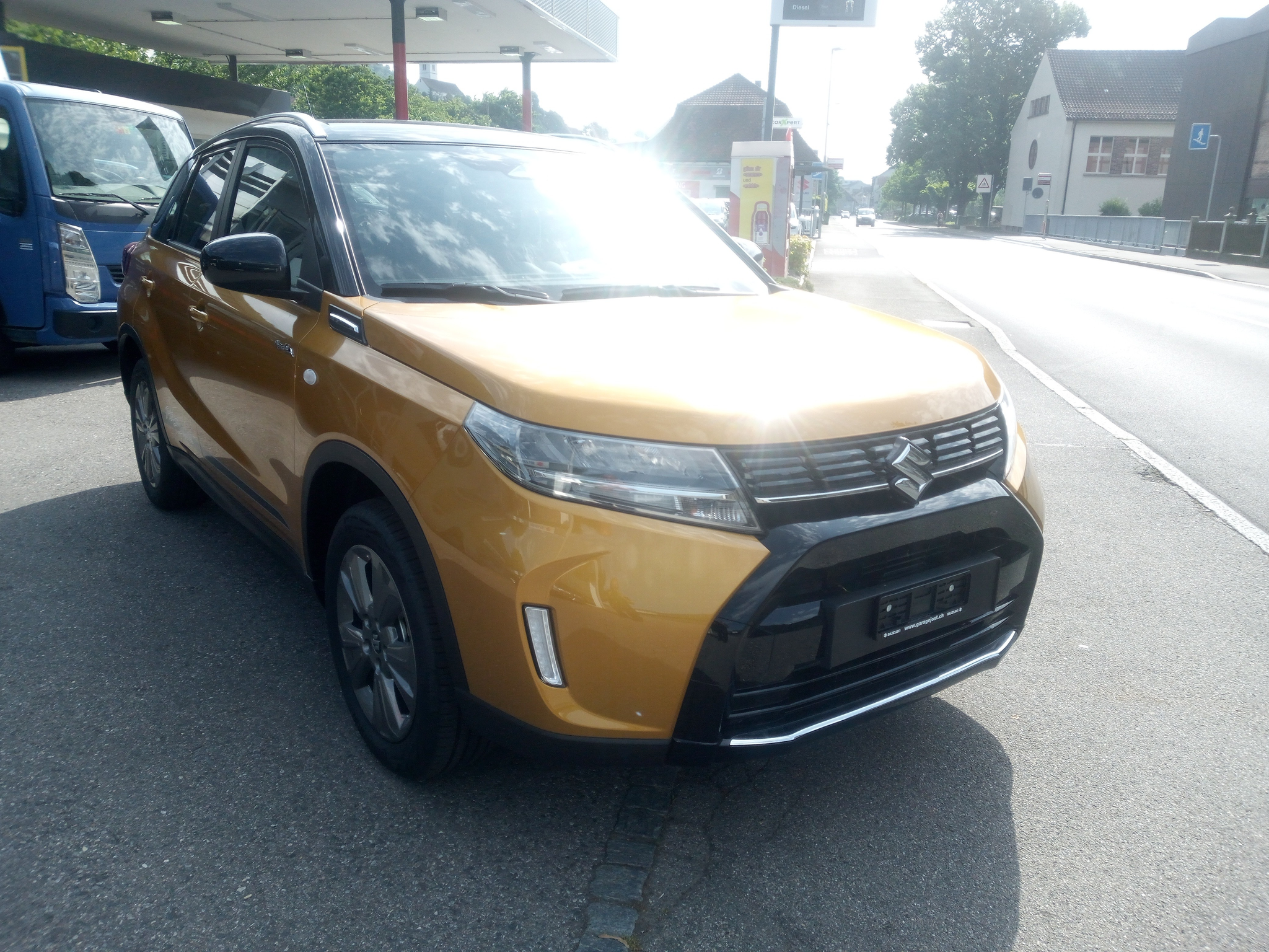 listing desktop thumbnail image 21