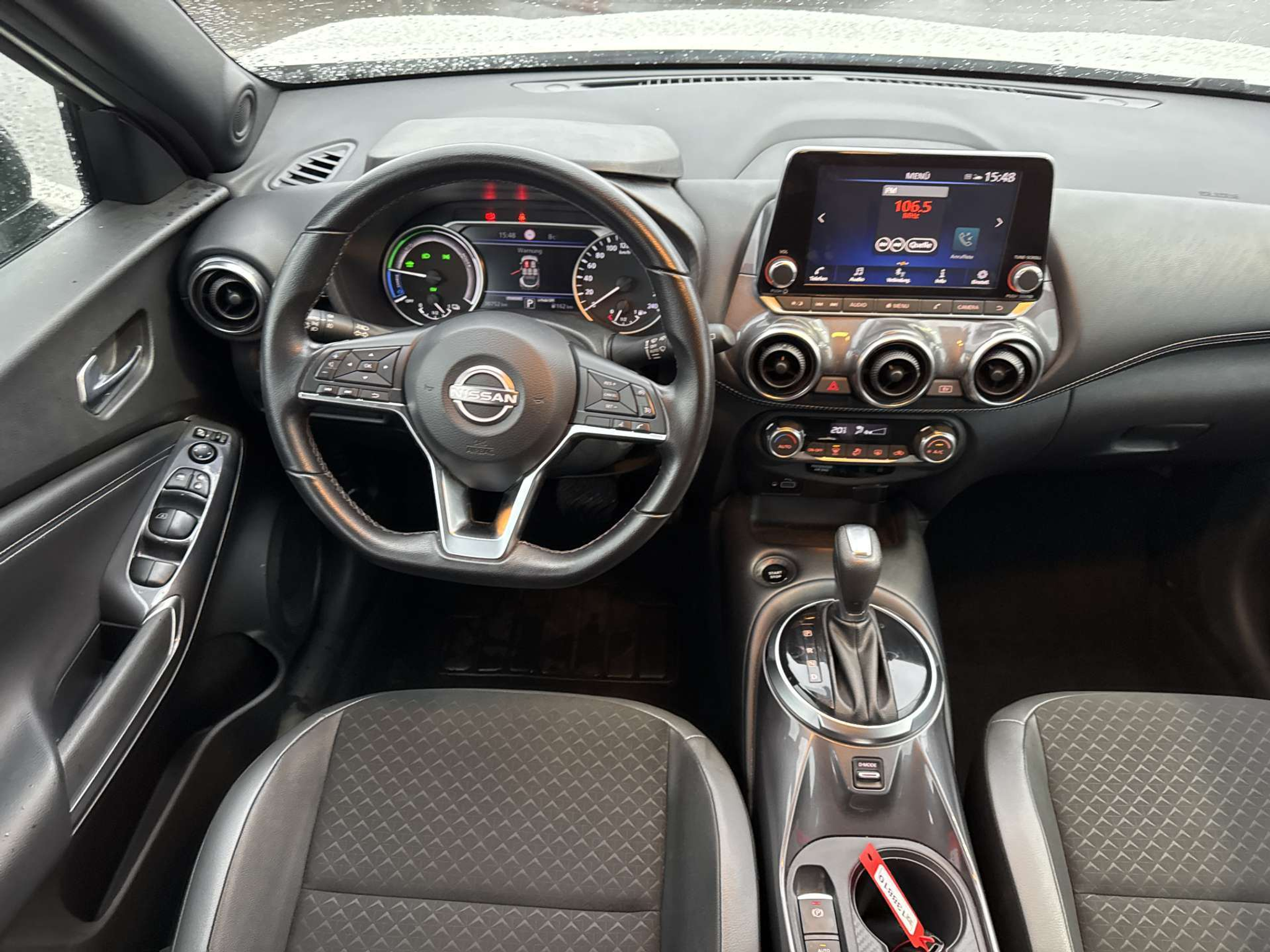 listing desktop thumbnail image 4