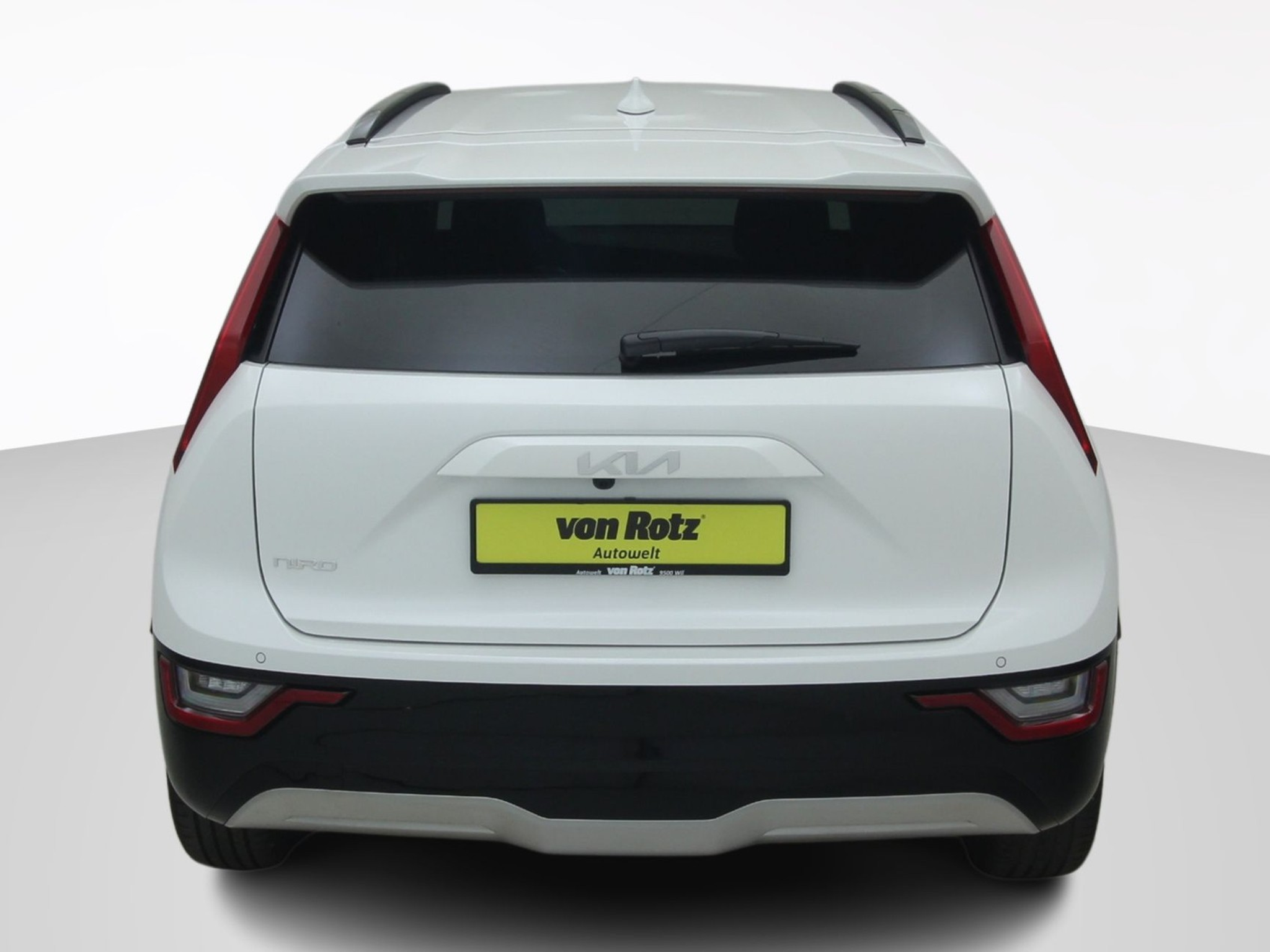 listing desktop thumbnail image 2