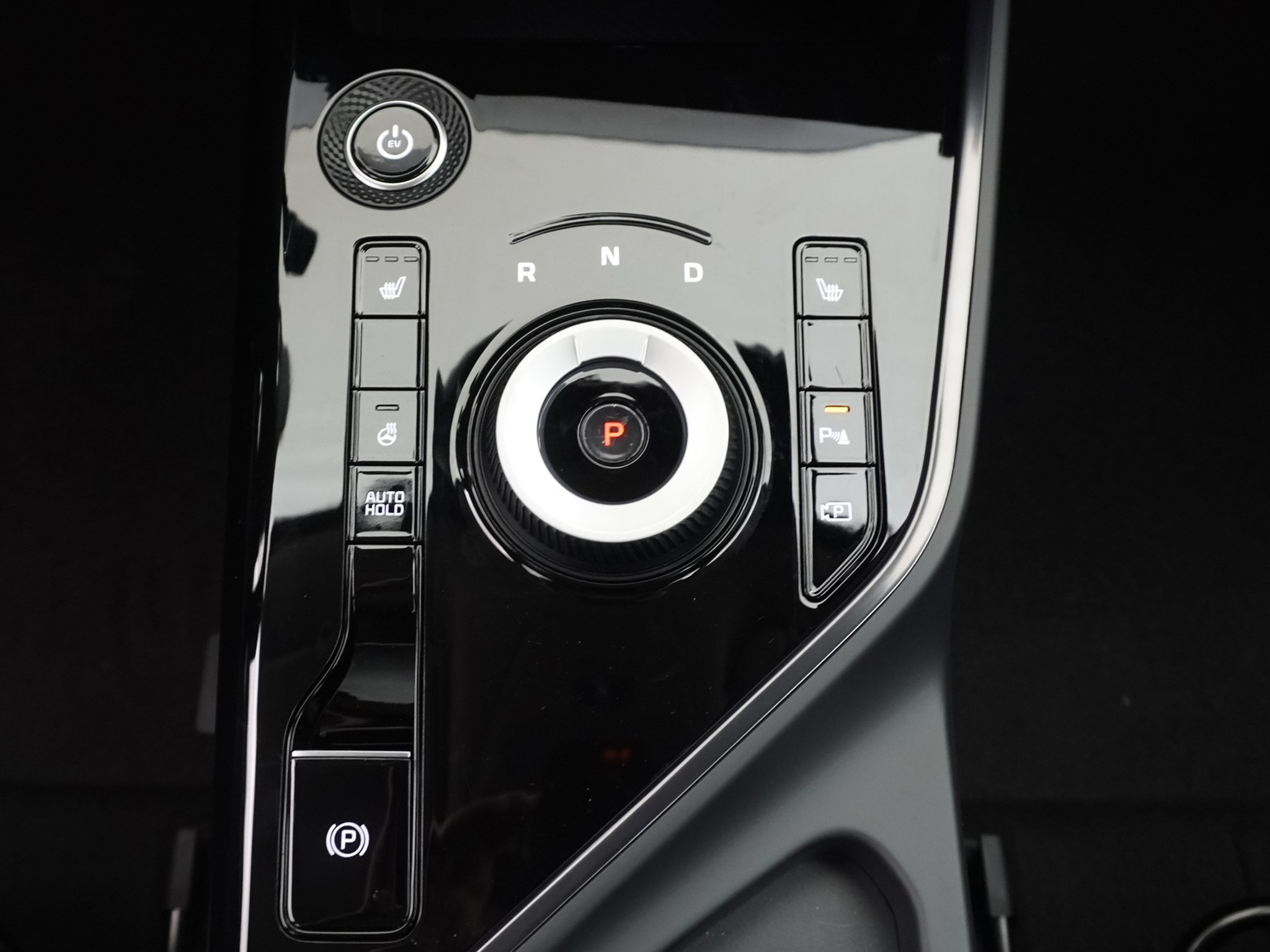 listing desktop thumbnail image 17