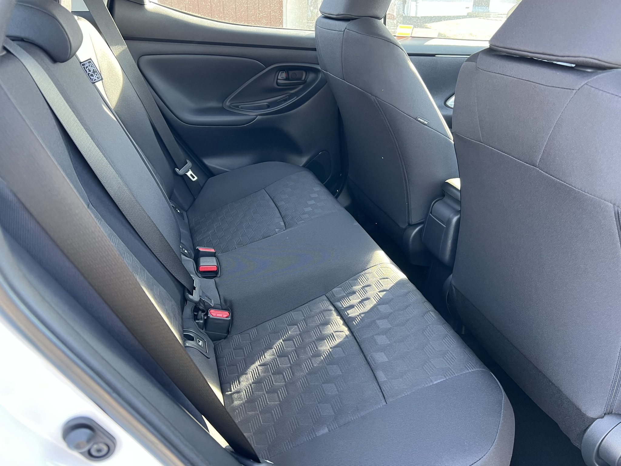 listing desktop thumbnail image 10