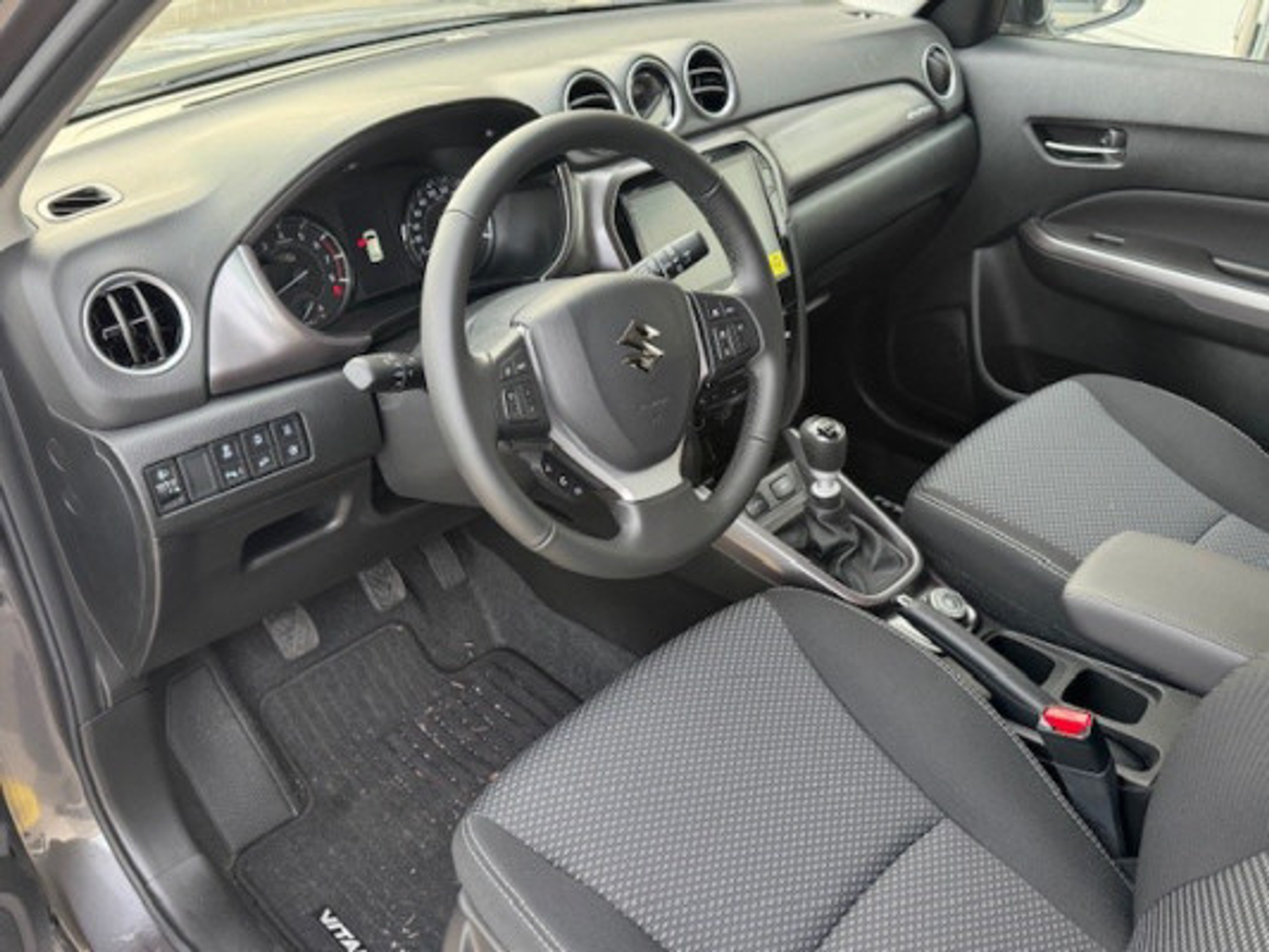 listing desktop thumbnail image 4