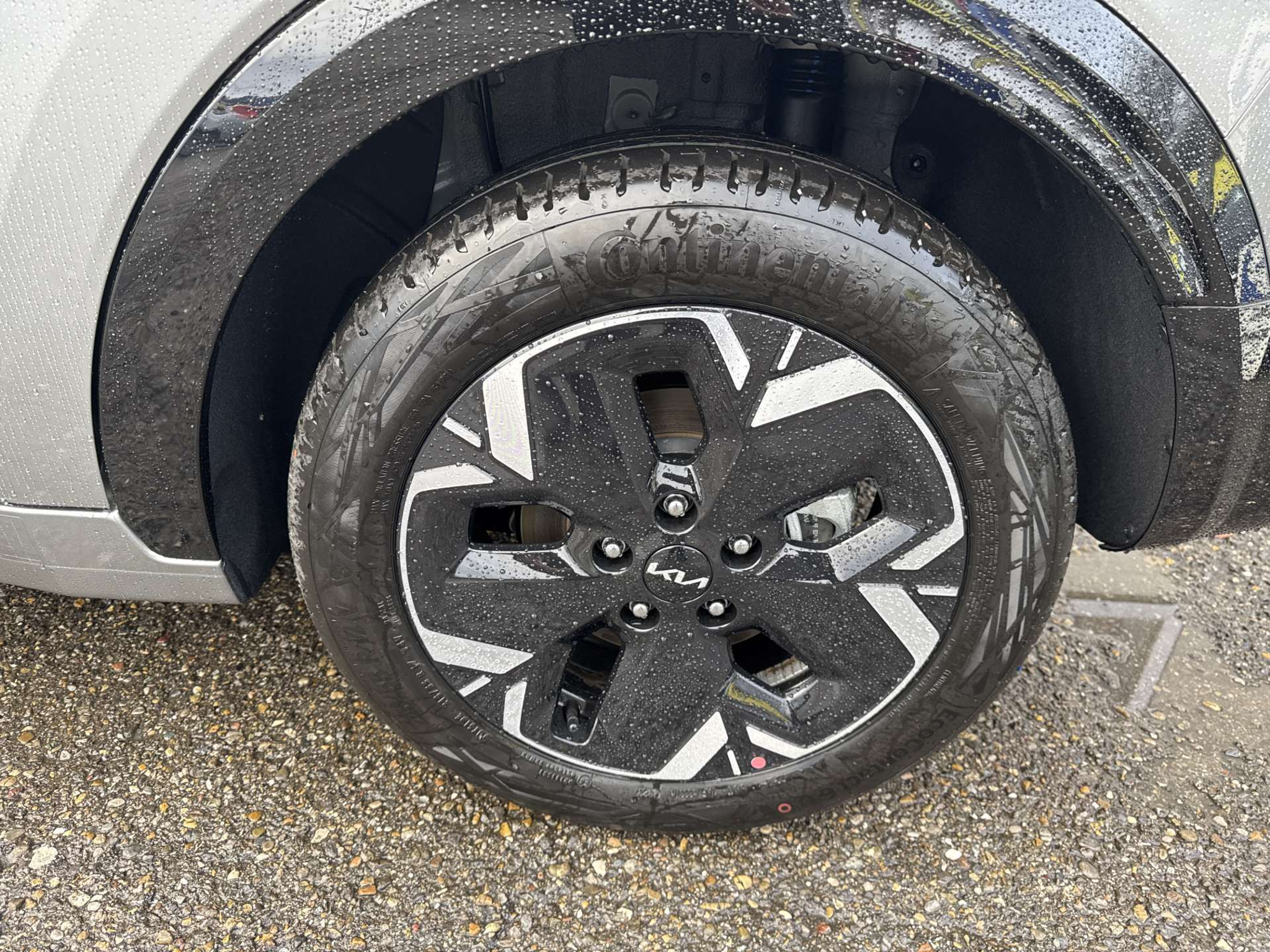 listing desktop thumbnail image 9