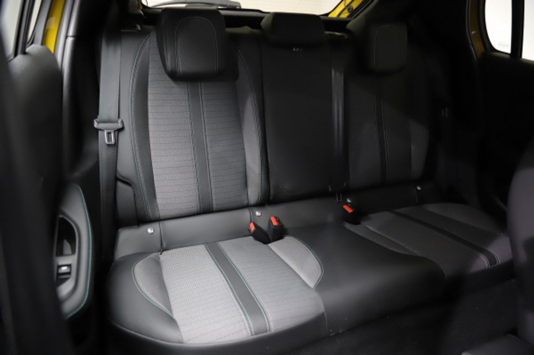 listing desktop thumbnail image 10