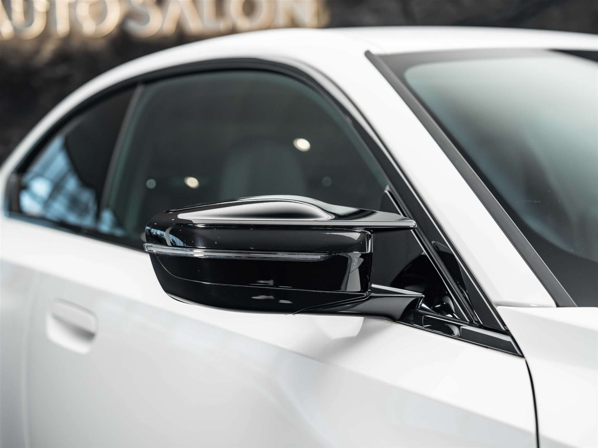 listing desktop thumbnail image 14