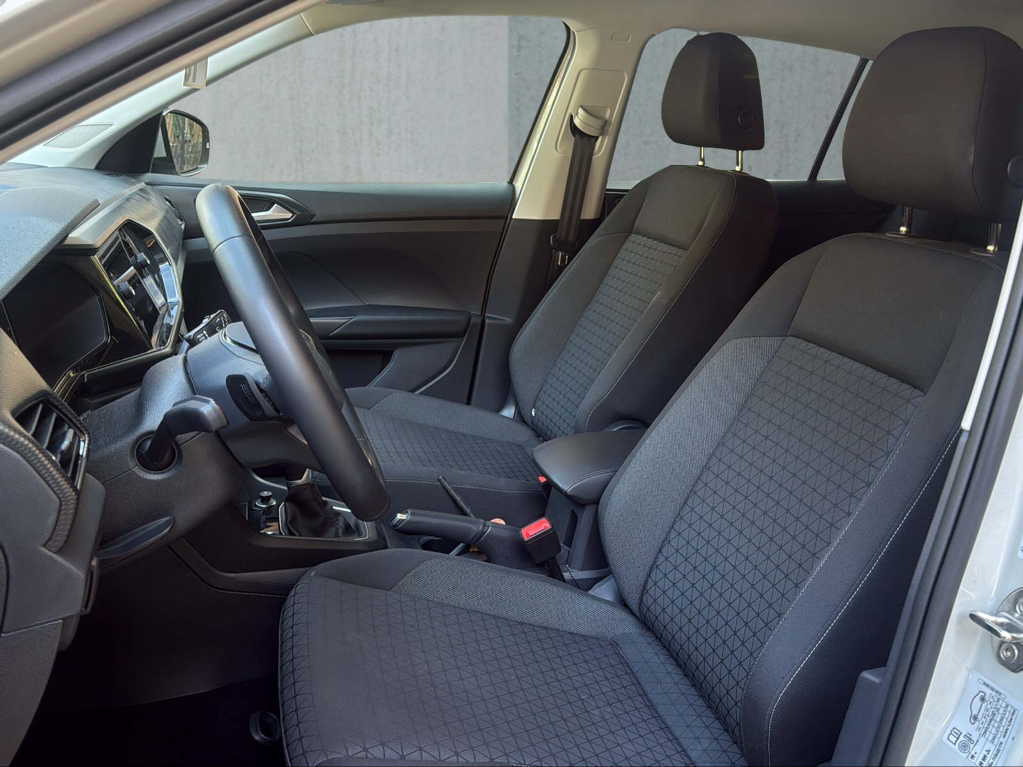 listing desktop thumbnail image 10