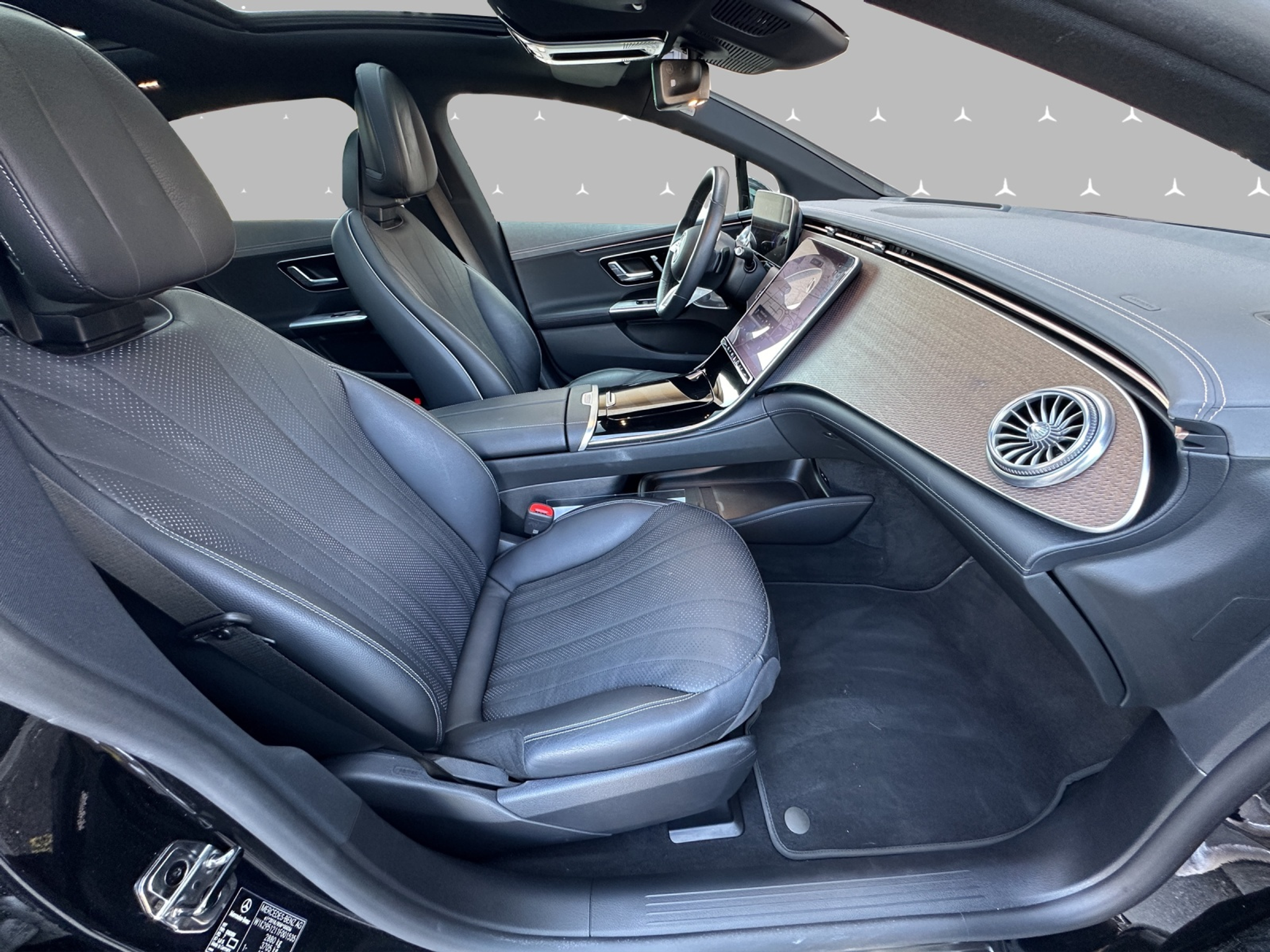 listing desktop thumbnail image 11