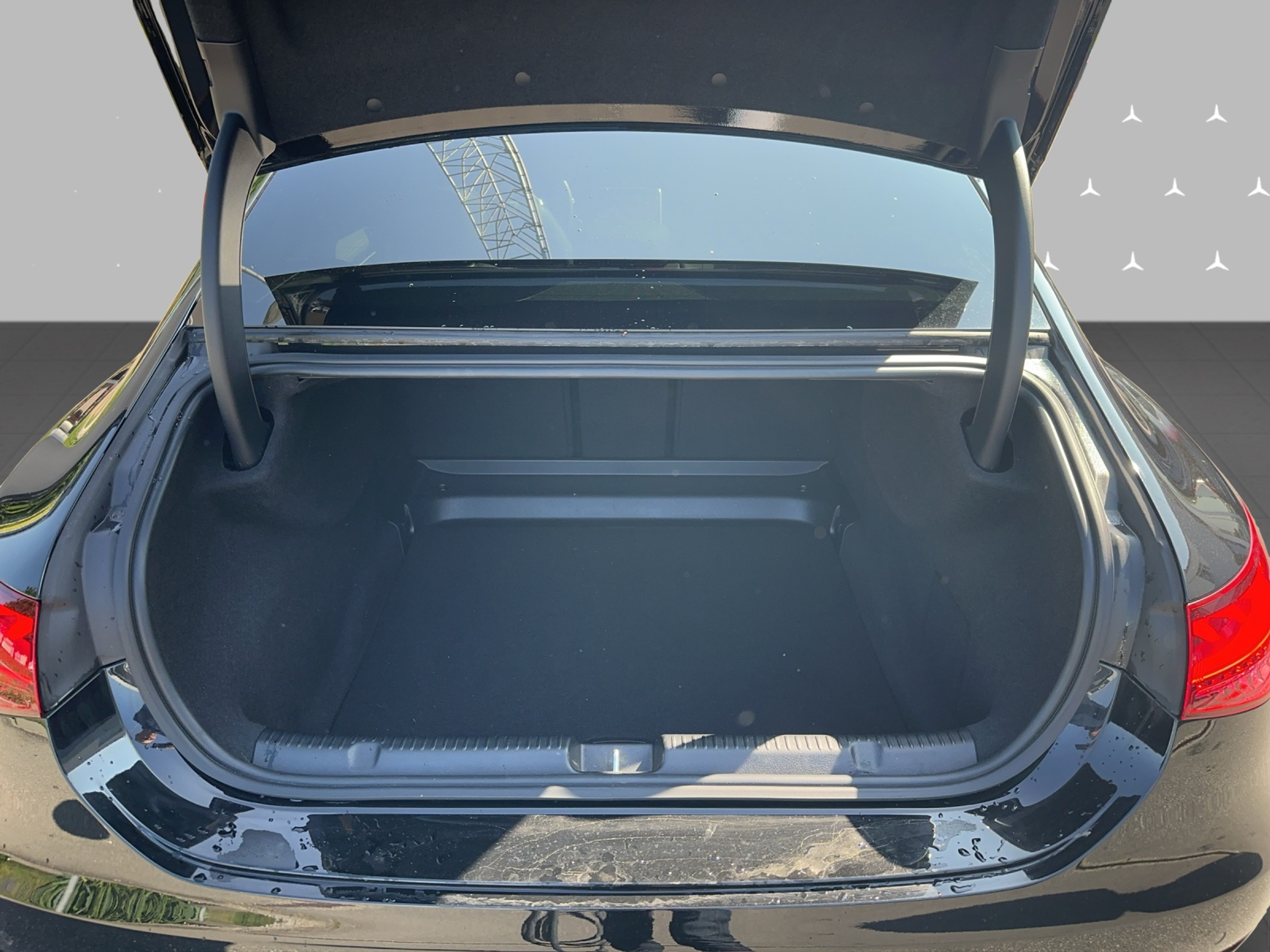 listing desktop thumbnail image 7