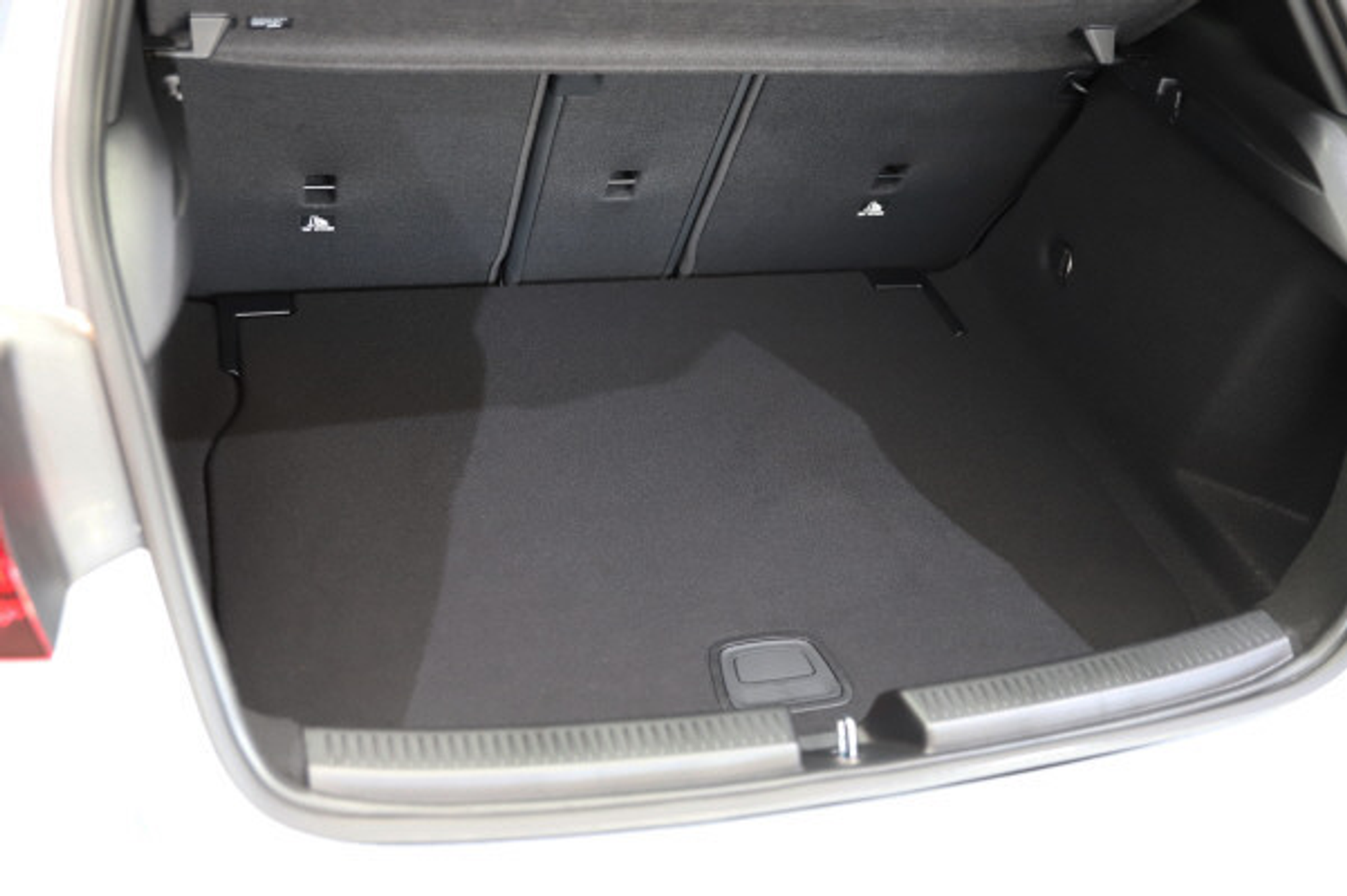 listing desktop thumbnail image 11