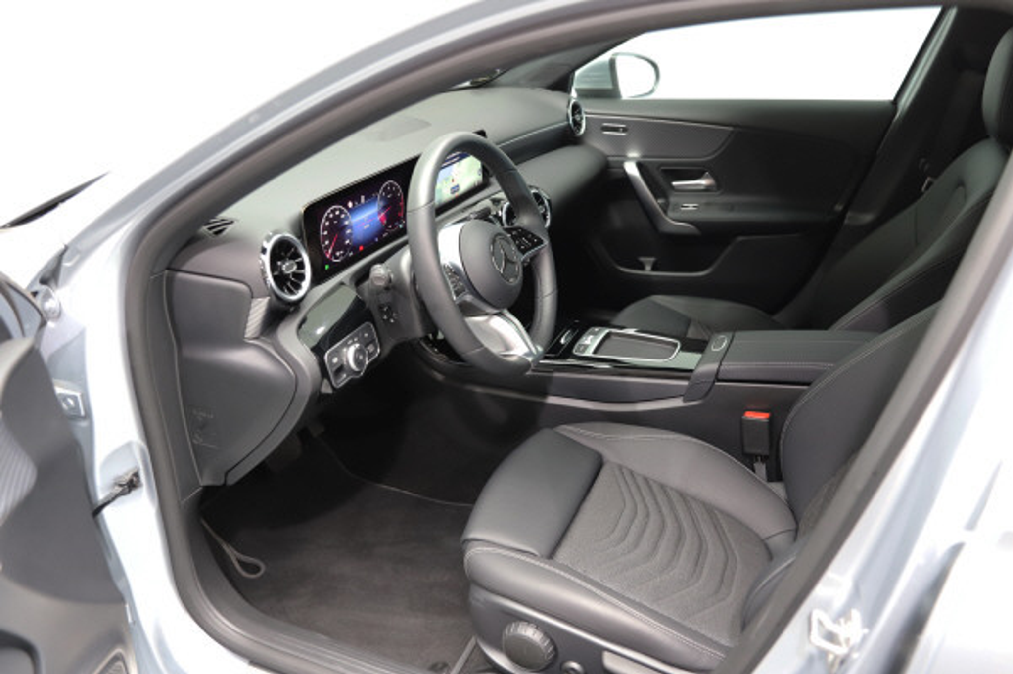 listing desktop thumbnail image 7