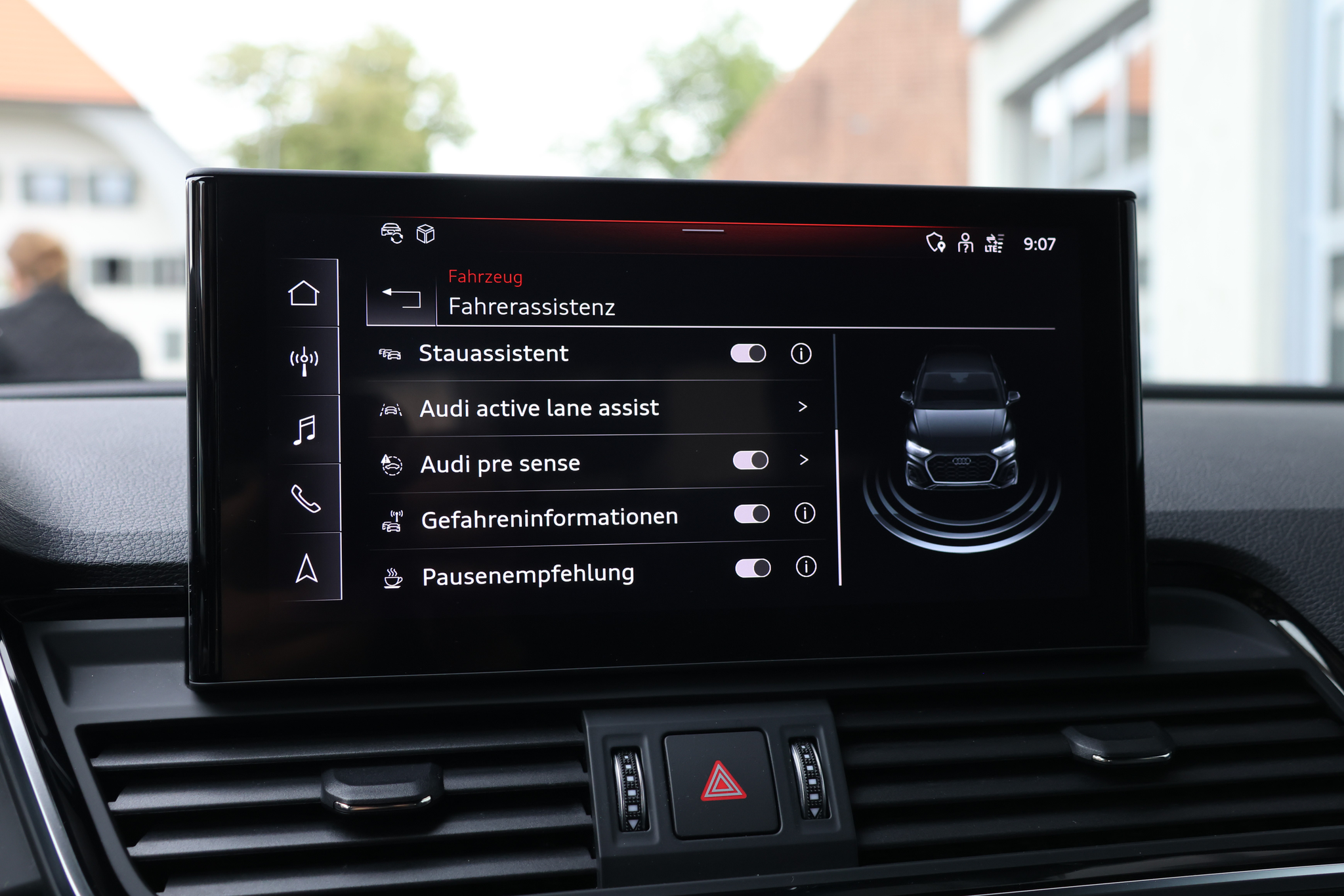 listing desktop thumbnail image 19