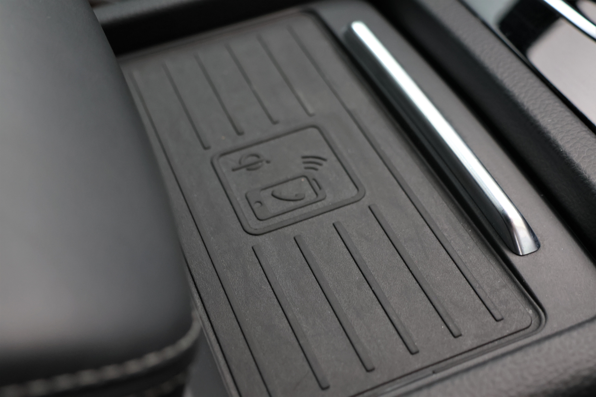 listing desktop thumbnail image 16