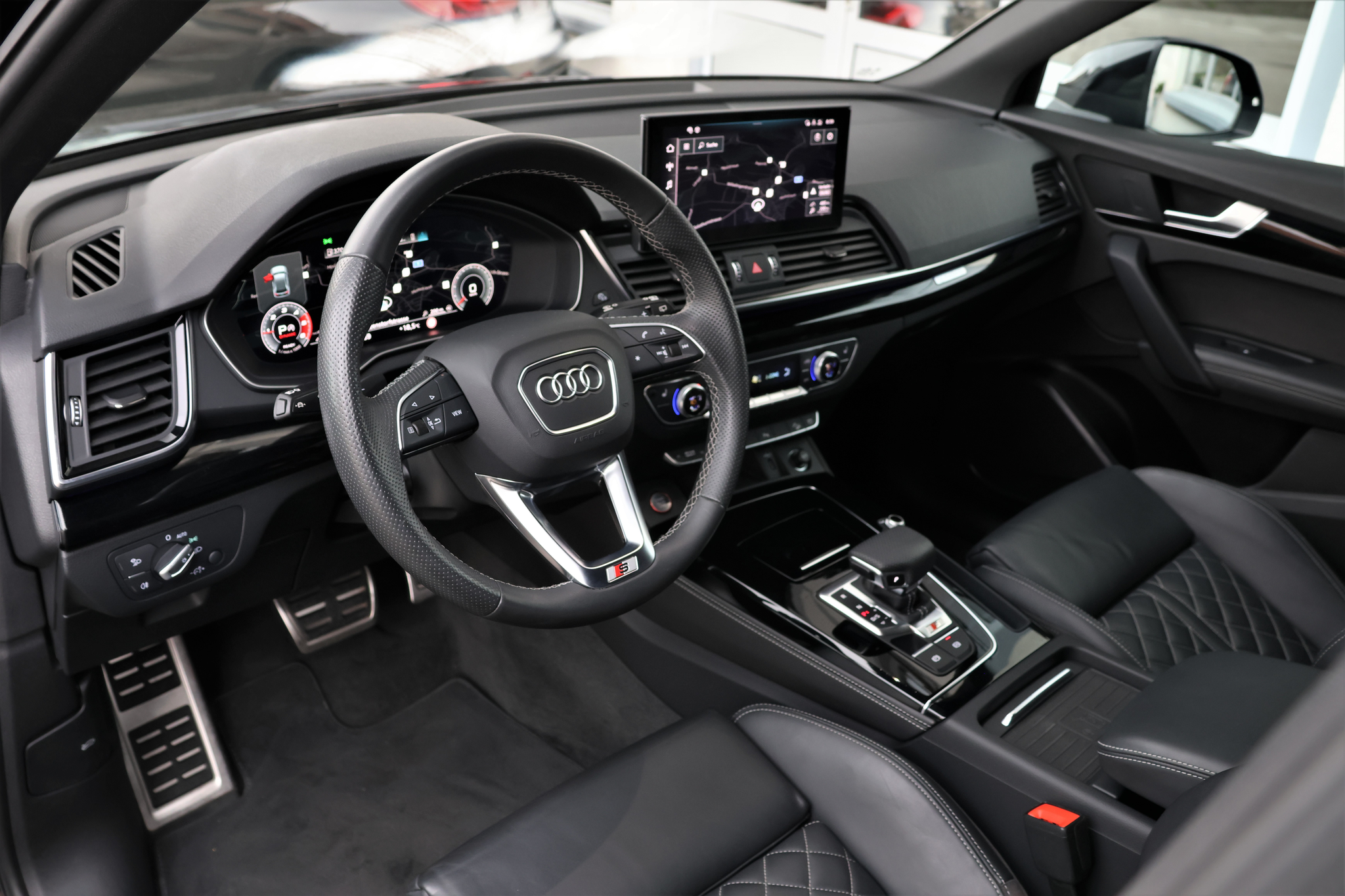 listing desktop thumbnail image 7