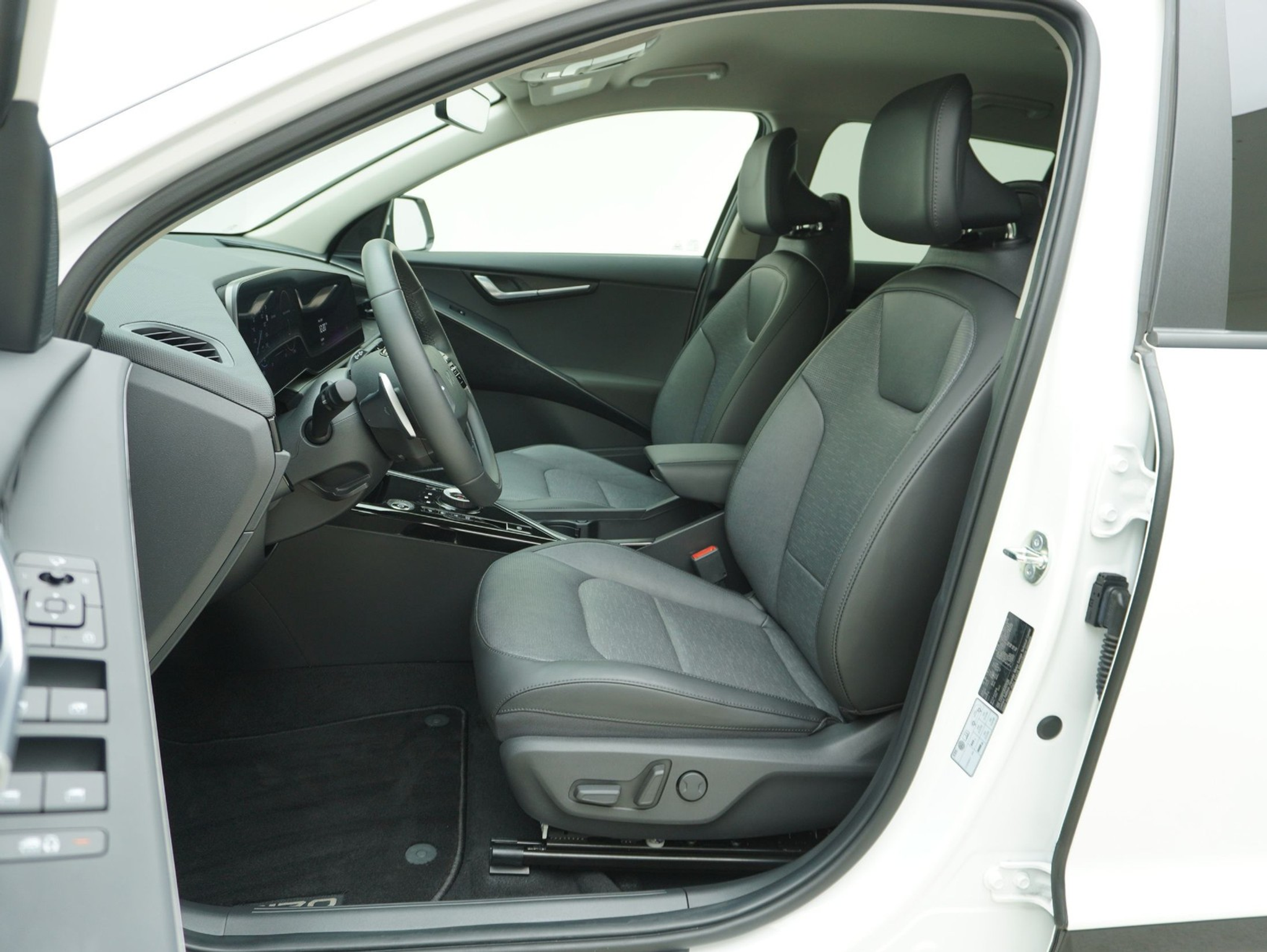 listing desktop thumbnail image 8