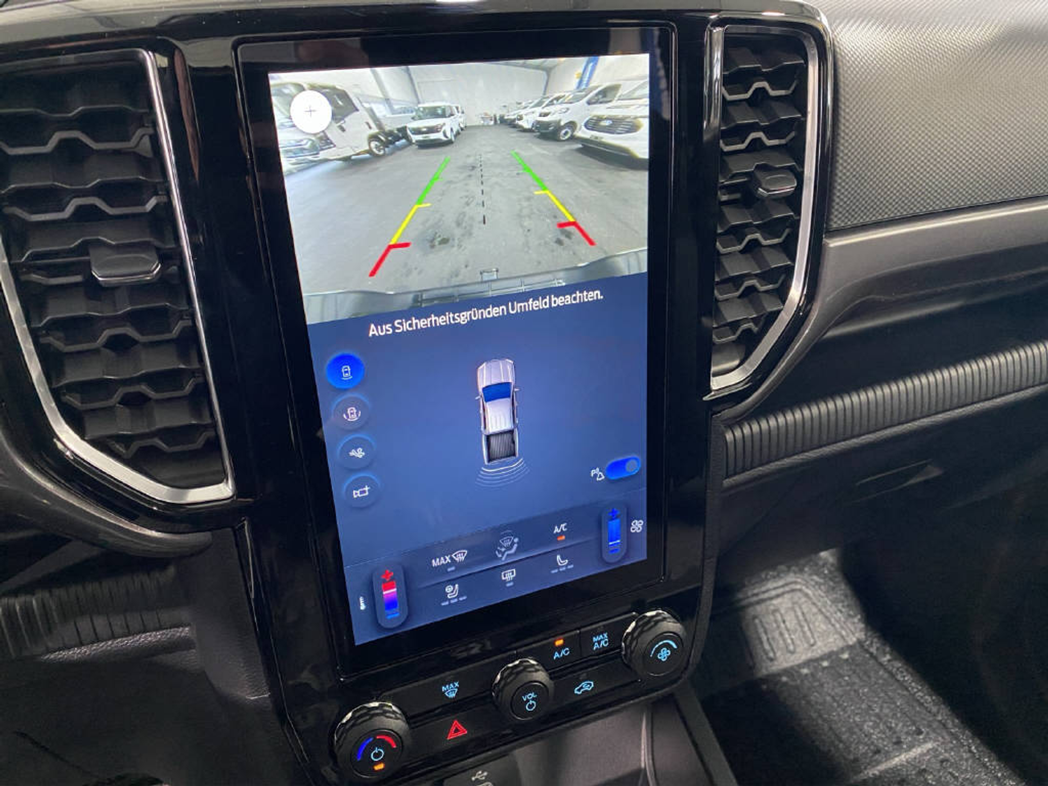 listing desktop thumbnail image 11