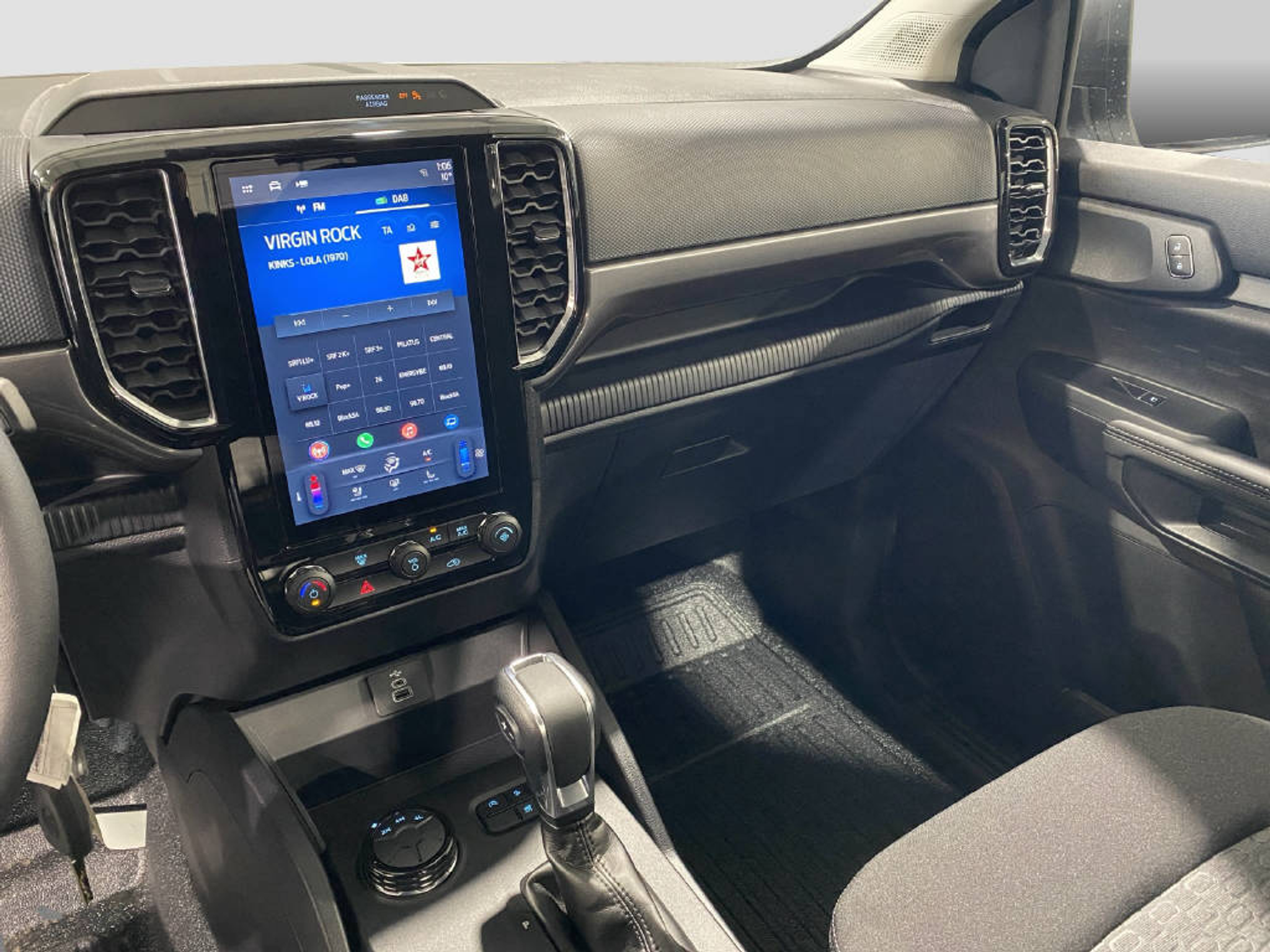 listing desktop thumbnail image 10