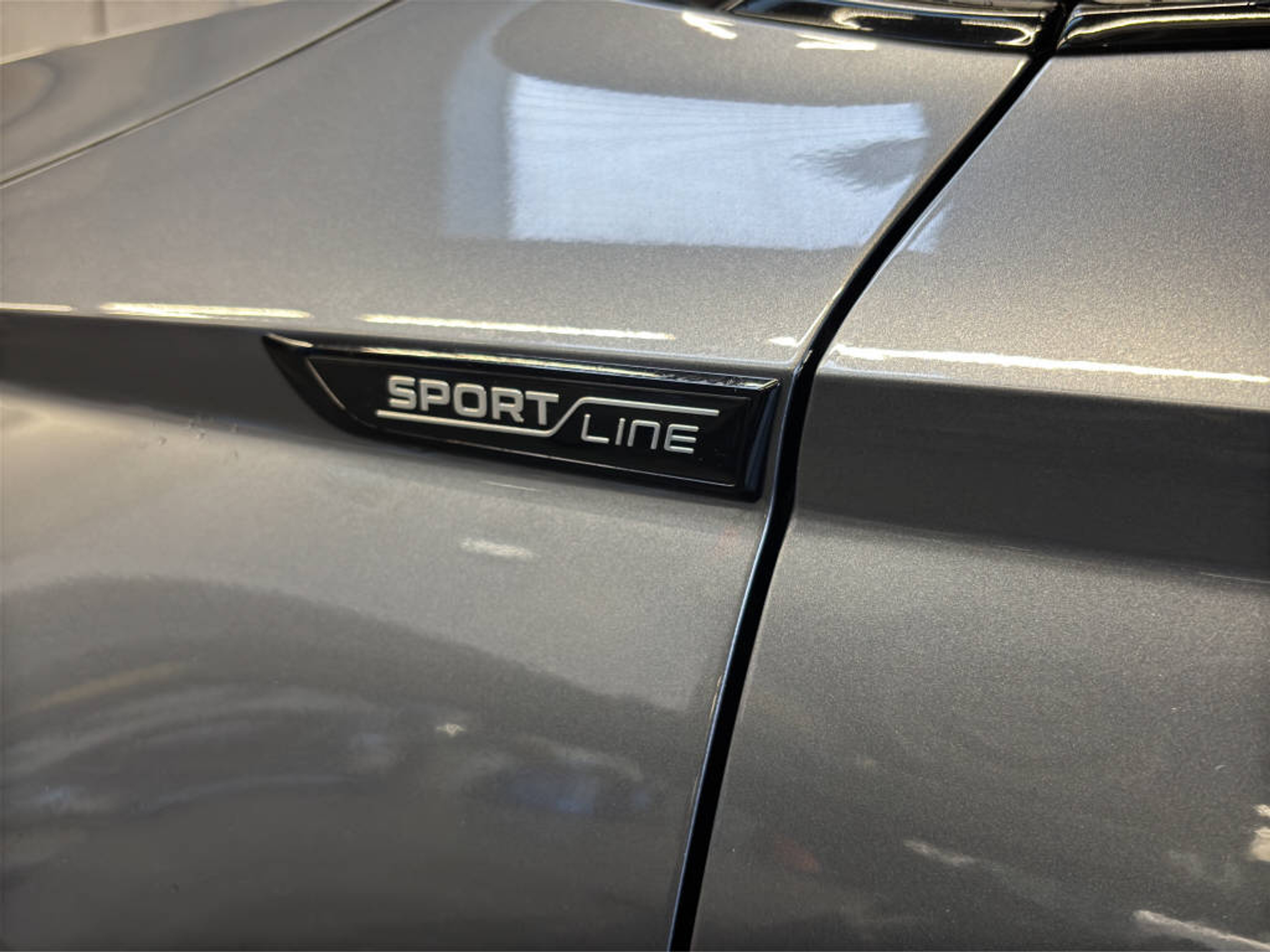 listing desktop thumbnail image 16