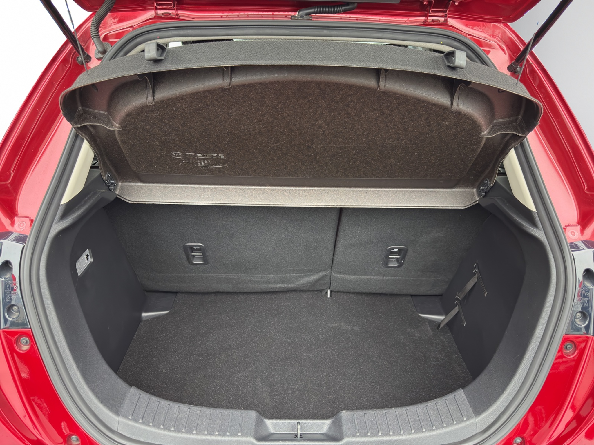 listing desktop thumbnail image 5