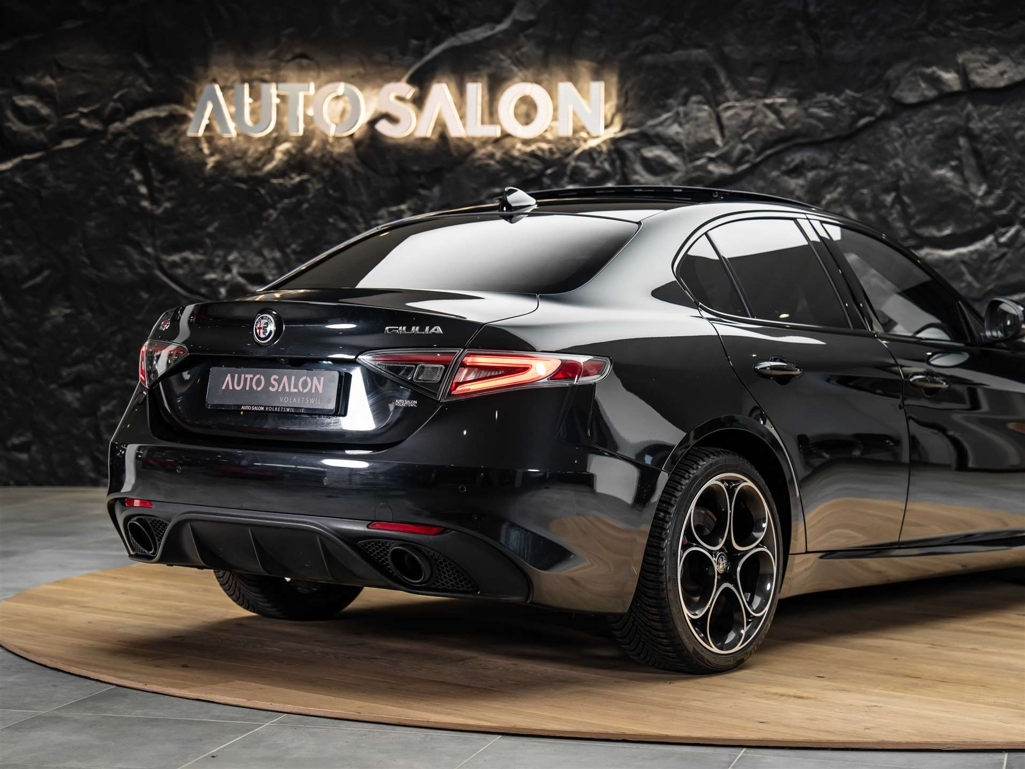 listing desktop thumbnail image 21