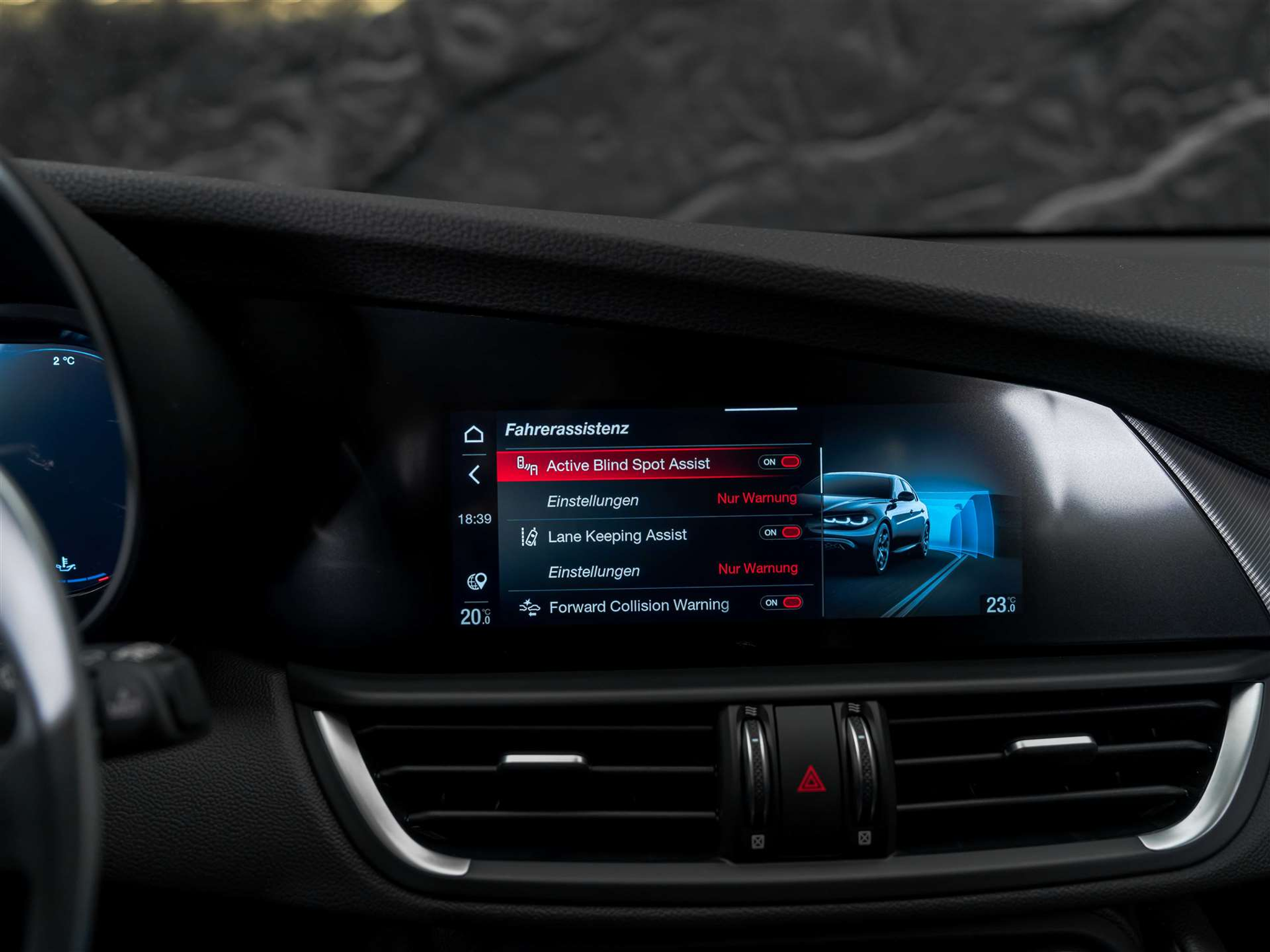 listing desktop thumbnail image 38