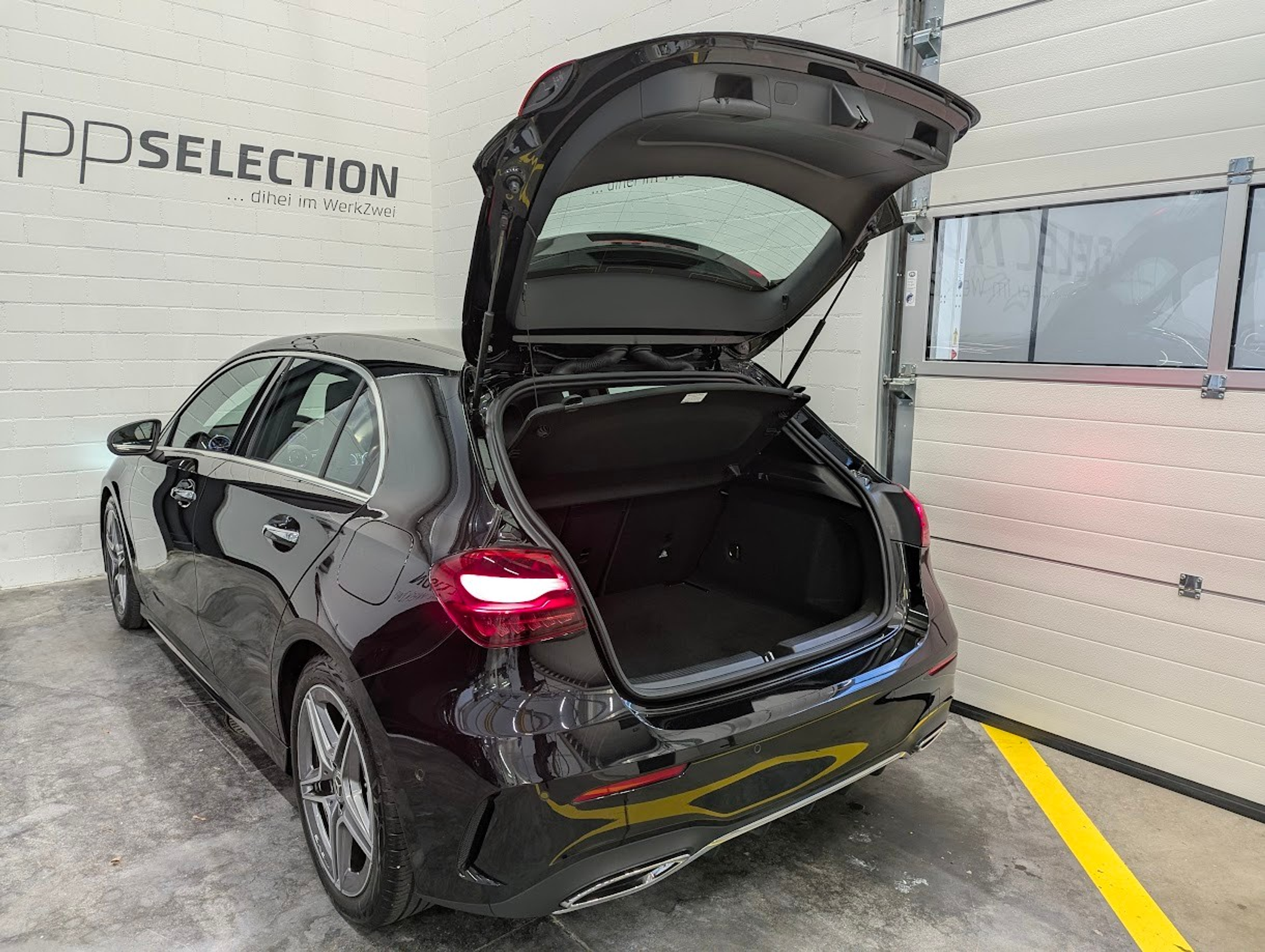 listing desktop thumbnail image 29