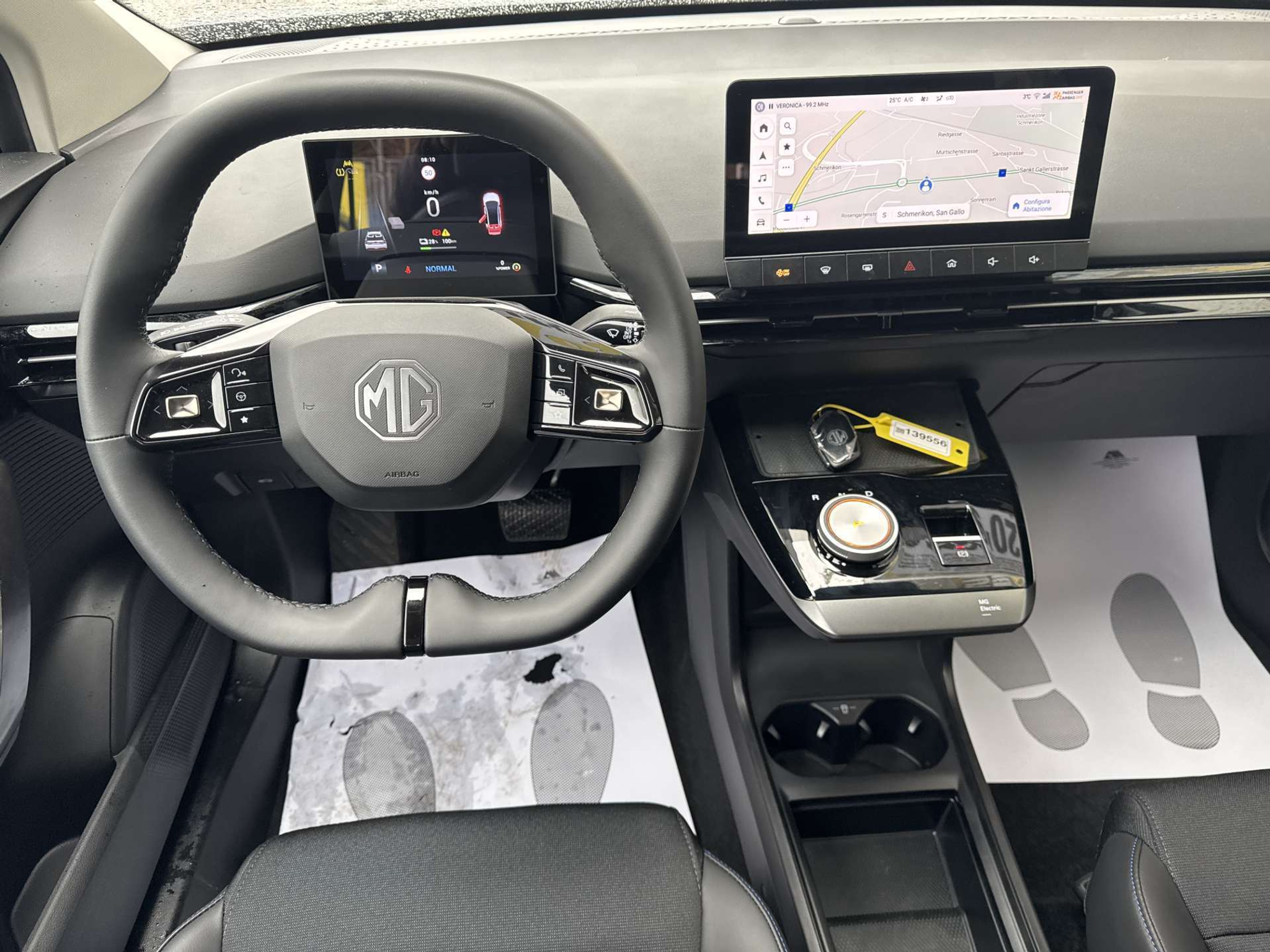 listing desktop thumbnail image 12