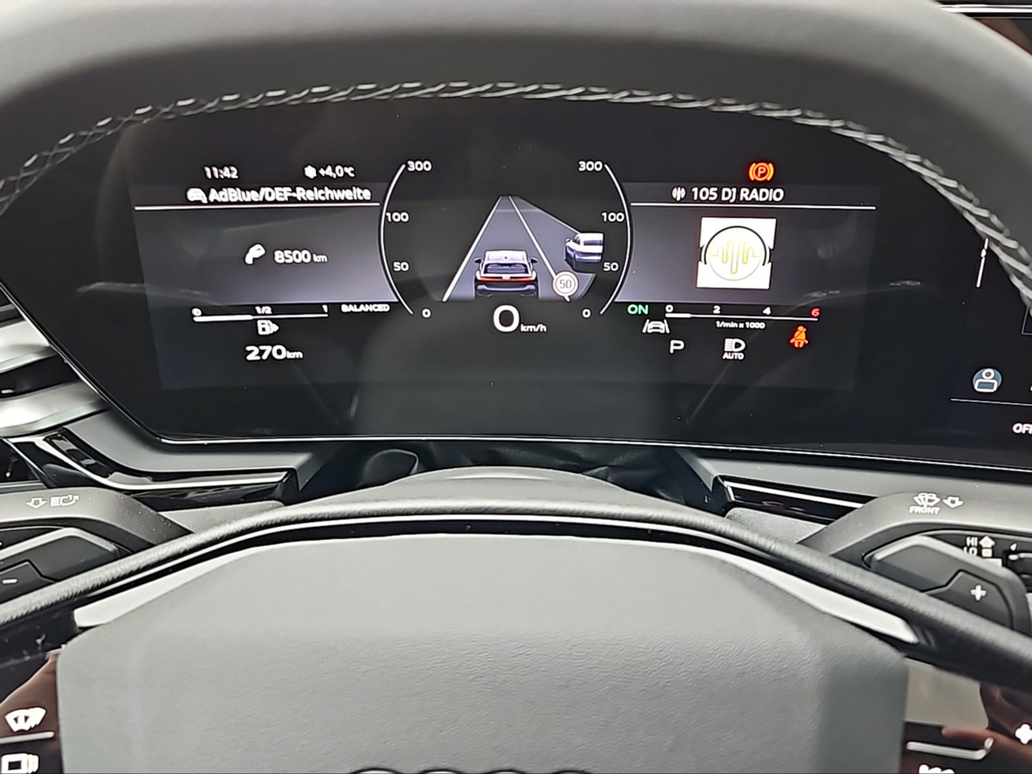 listing desktop thumbnail image 10