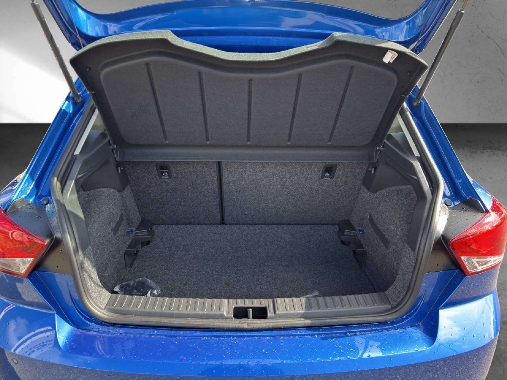 listing desktop thumbnail image 13